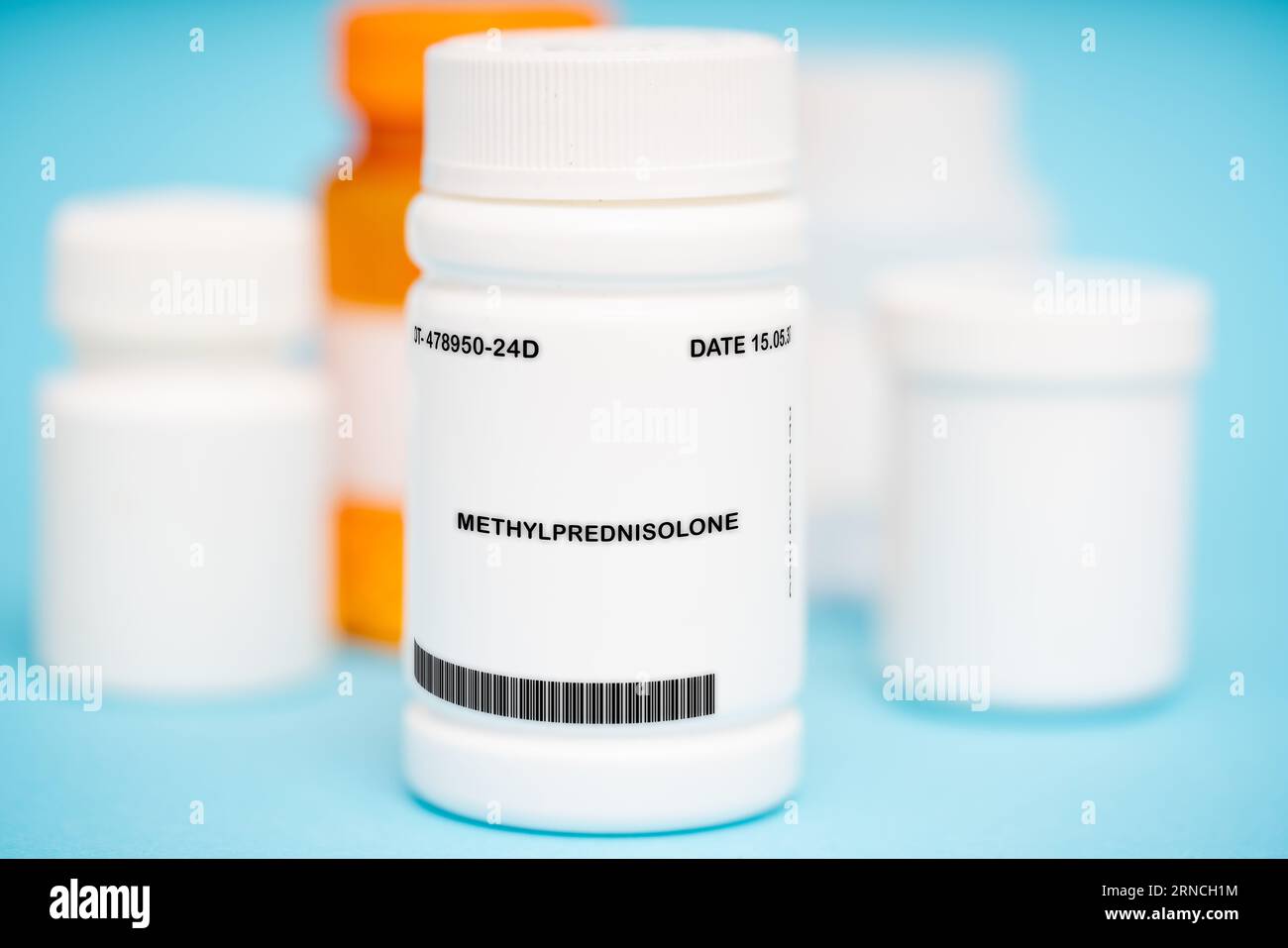 Methylprednisolon ist ein Kortikosteroid-Medikament, das verwendet wird, um Entzündungen bei Erkrankungen wie Allergien, Arthritis und Asthma zu behandeln. Es funktioniert durch Reduzieren Stockfoto