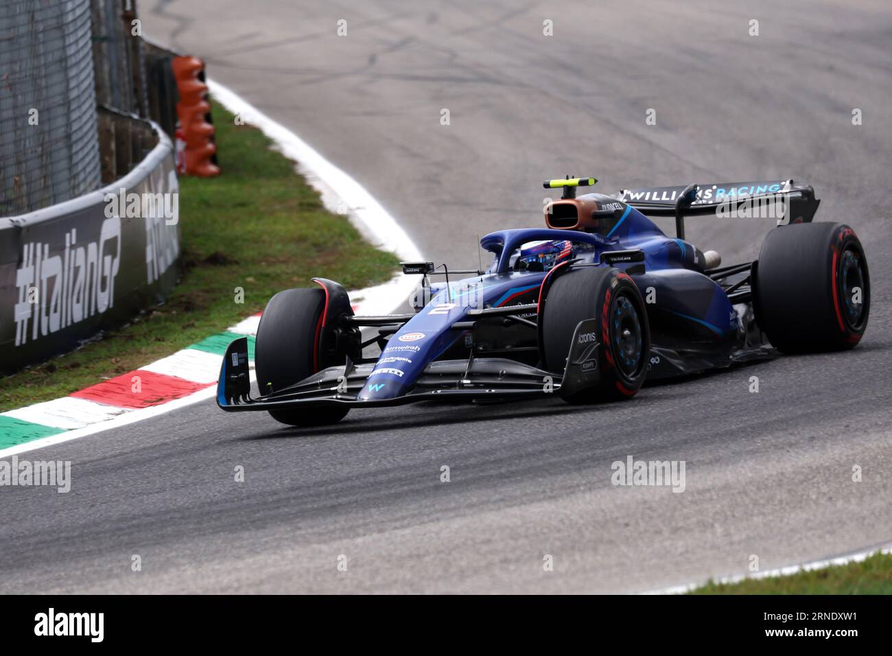 Monza, Italien. September 2023. Logan Sargeant von Williams Racing im freien Training vor dem F1 Grand Prix von Italien im Autodromo Nazionale am 1. September 2023 Monza, Italien Credit: Marco Canoniero/Alamy Live News Stockfoto
