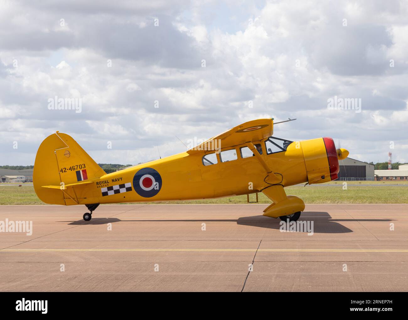 Stinson Reliant N69745 wartet darauf, das Royal International Air Tattoo 2023 zu verlassen Stockfoto