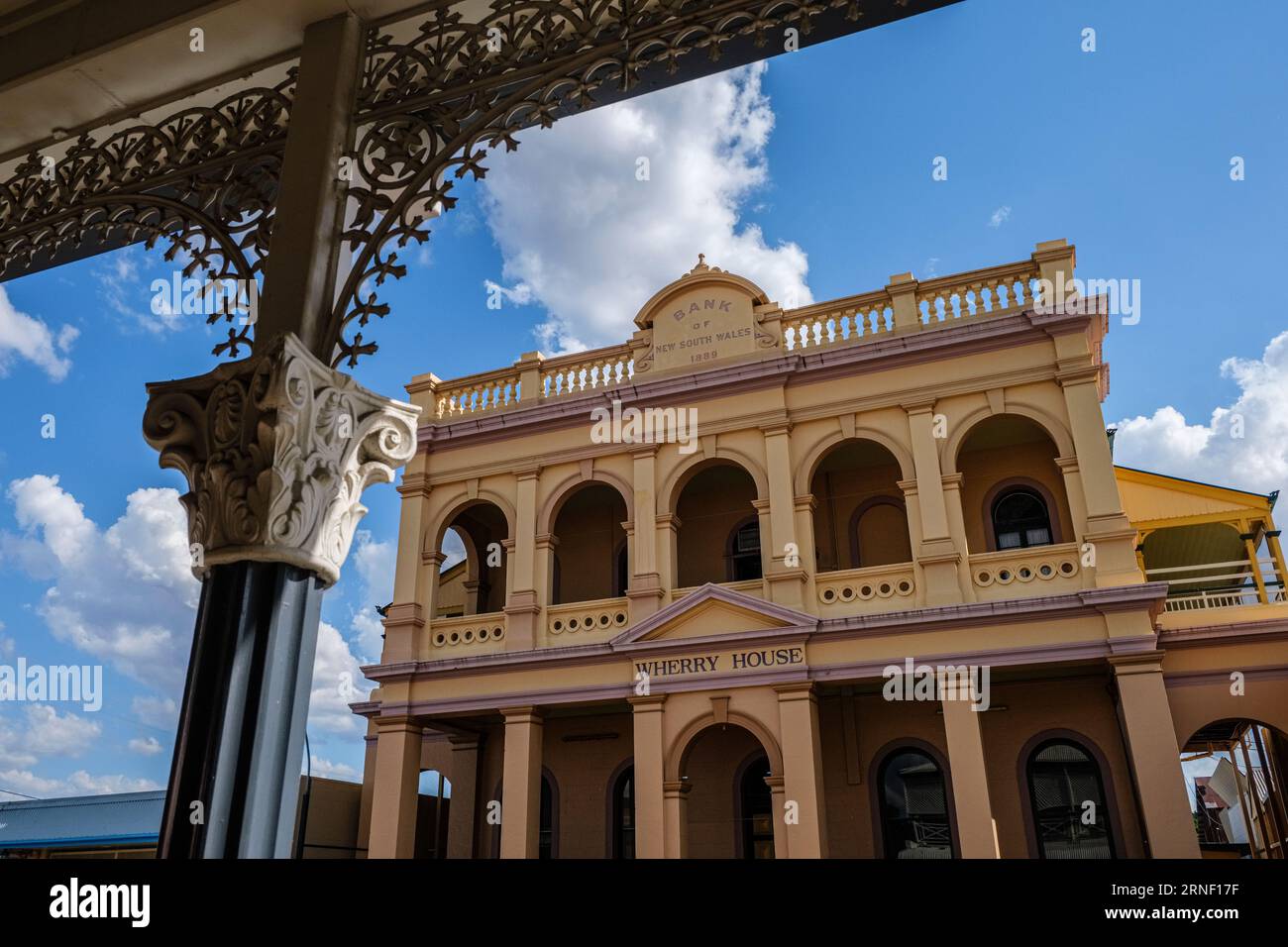 Wherry House - das ehemalige Gebäude der Bank of New South Wales in Charters Towers, Queensland, Australien Stockfoto