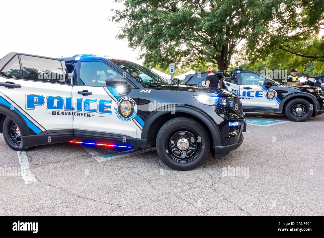 USA Police Car auf dem Display mit Lichtern während eines National Night Out in Dayton, Ohio Stockfoto