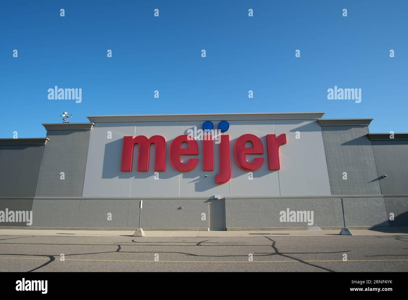 Meijer-Supermarktschild in Davison Michigan Stockfoto