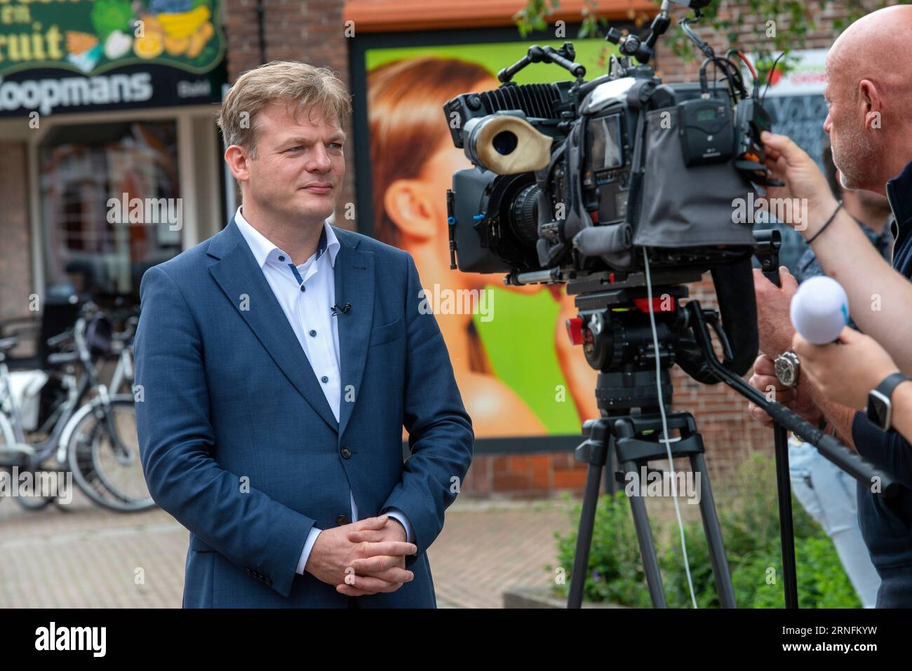 ENSCHEDE, NIEDERLANDE - 05. JUL 2020: Der niederländische Politiker Pieter Omtzigt ist der beliebteste Politiker im Repräsentantenhaus. Stockfoto