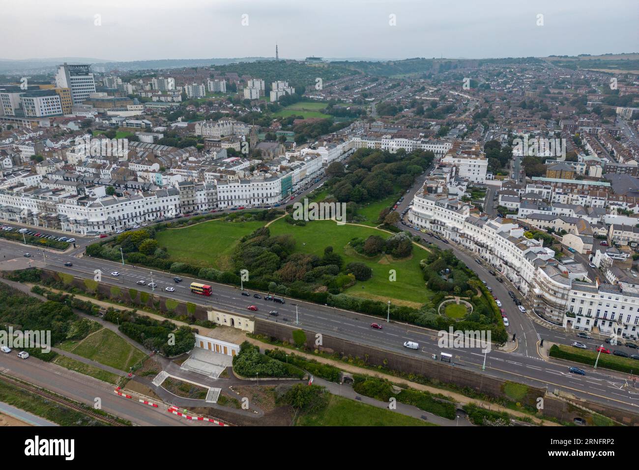 Luftaufnahme von Sussex Square und Lewes Crescent, Brighton, East Sussex, Großbritannien. Stockfoto