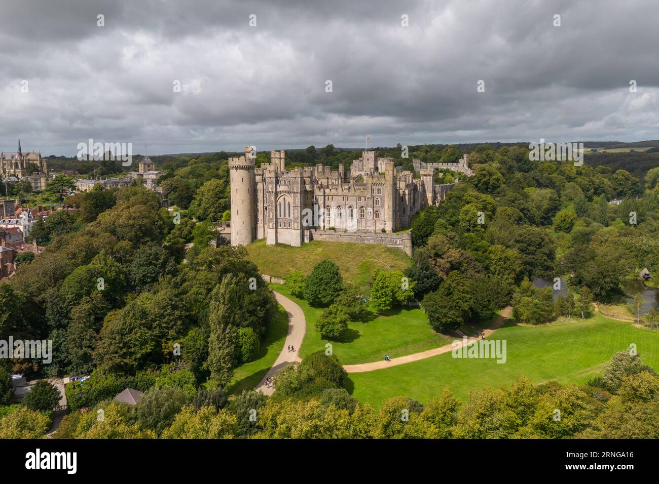 Luftaufnahme von Arundel Castle, Arundel, West Sussex, Großbritannien. Stockfoto