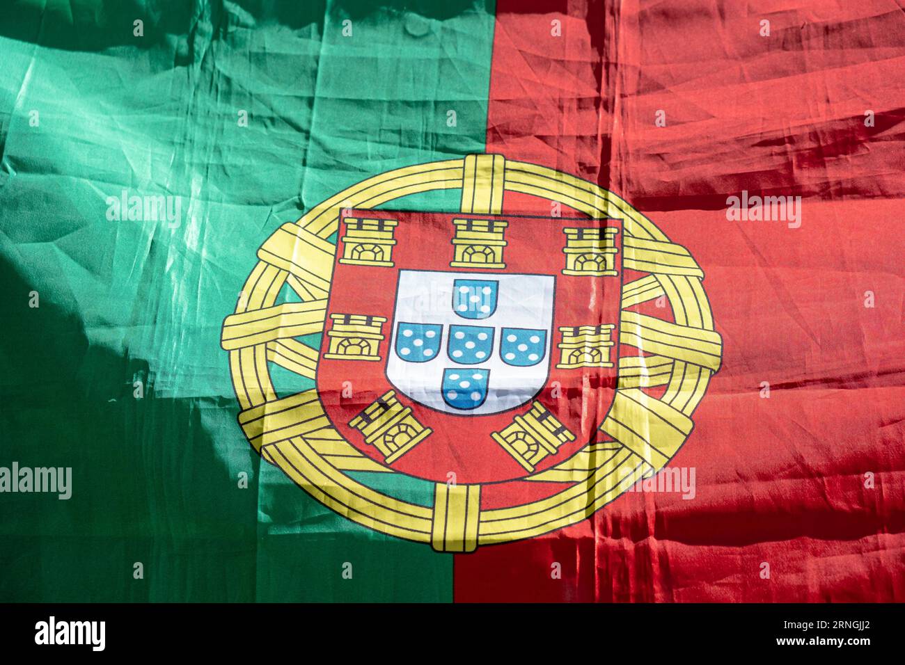 Detail des Wappens der Flagge Portugals Stockfoto