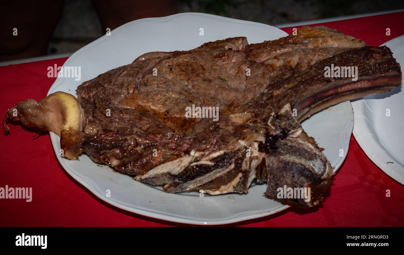 Herzhaftes gegrilltes Ribeye Steak, perfekt angebratene und saftige Stockfoto