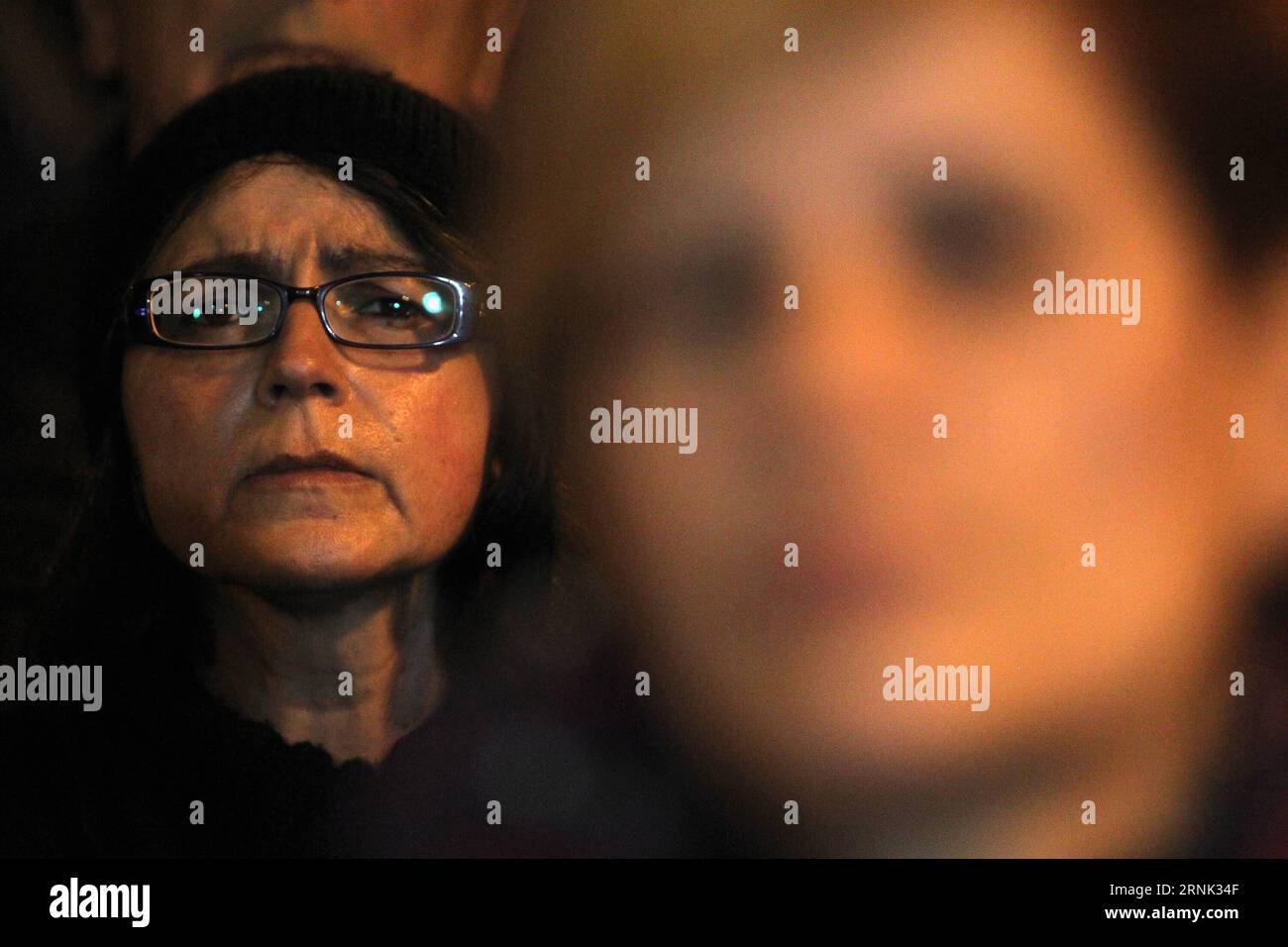 (170301) -- ATHEN, 1. März 2017 -- Mitglieder der PAME-gewerkschaftsbewegung der Kommunistischen Partei Griechenlands in Athen, Griechenland, am 1. März 2017. Am Mittwoch versammelten sich hier Demonstranten, um gegen Sparmaßnahmen zu protestieren, während griechische Regierungsvertreter und Vertreter der internationalen griechischen Kreditgeber über die nächsten Reformen und Ausgabenkürzungen im Rahmen des griechischen Rettungspakets diskutierten. ) GRIECHENLAND-ATHEN-PROTEST MariosxLolos PUBLICATIONxNOTxINxCHN Athen 1. März 2017 Mitglieder der Kommunistischen Partei Griechenlands verbundener PAME-Laborgewerkschaftsproteste in Athen Griechenland AM 1. März 2017 versammelten sich Demonstranten hier AUF Wedn Stockfoto