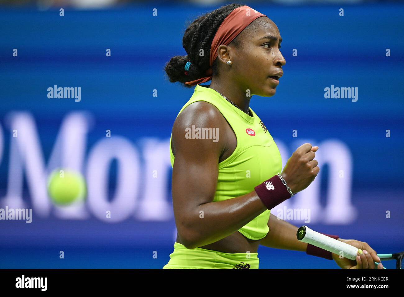 New York, USA. September 2023. Coco Gauff aus den Vereinigten Staaten reagiert während des Spiels gegen die Belgierin Elise Mertens während der Women's Single Round 3 auf Arthur Ashe im USTA Billie Jean King National Tennis Center, Flushing Corona Park, New York, NY, 1. September, 2023. (Foto: Anthony Behar/SIPA USA) Credit: SIPA USA/Alamy Live News Stockfoto