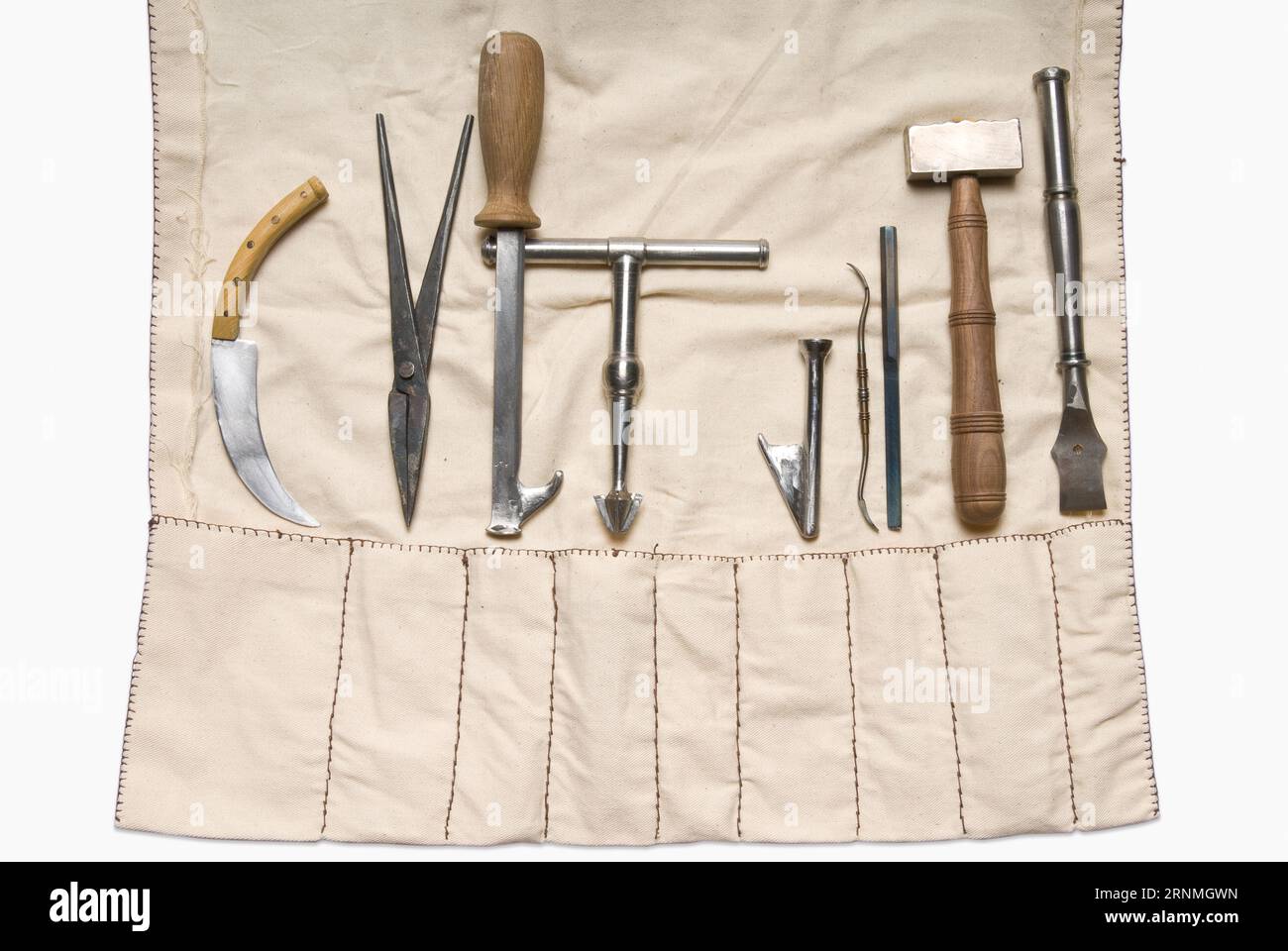 Trepinierende und orthopädisch-mittelalterliche medizinische Instrumente Stockfoto