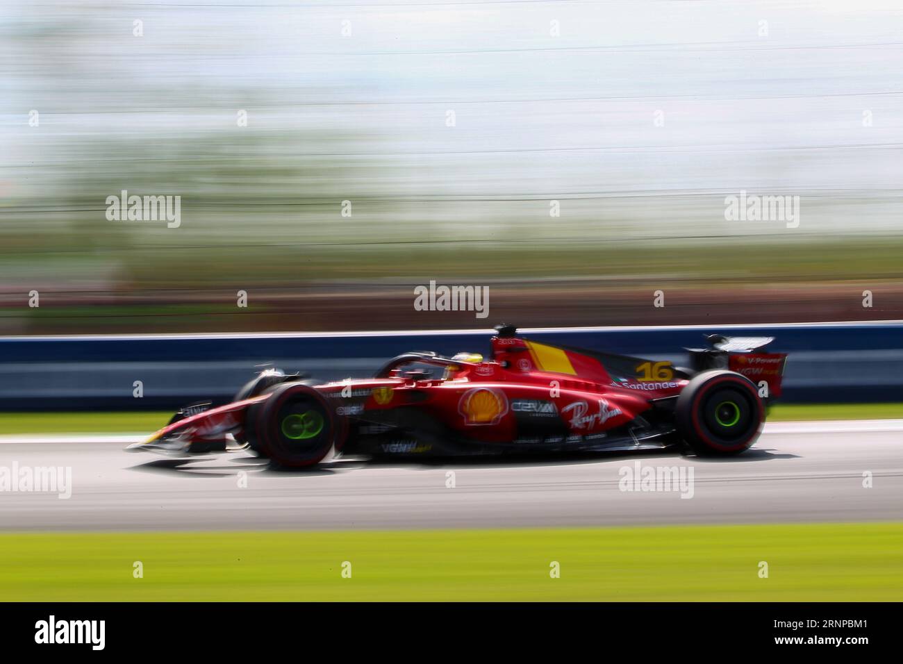 Charles Leclerc (MON) Ferrari SF-23 während des freien Trainings am Samstag, 2. September 2023 FORMEL 1 PIRELLI GRAN PREMIO D’ITALIA 2023 – 1. September bis 3. September Stockfoto