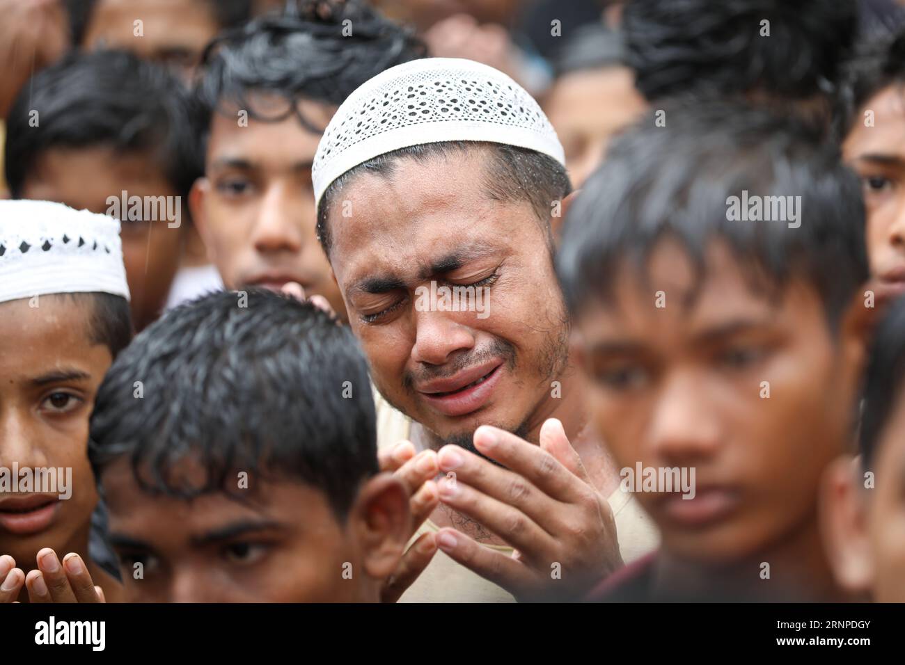 Am 25. August 2023 wurde der Rohingya-Tag mit einer Kundgebung im Kutupalong-Lager, Cox's Bazar, markiert, die eine schnelle Rückführung in ihre Heimat forderte. Stockfoto