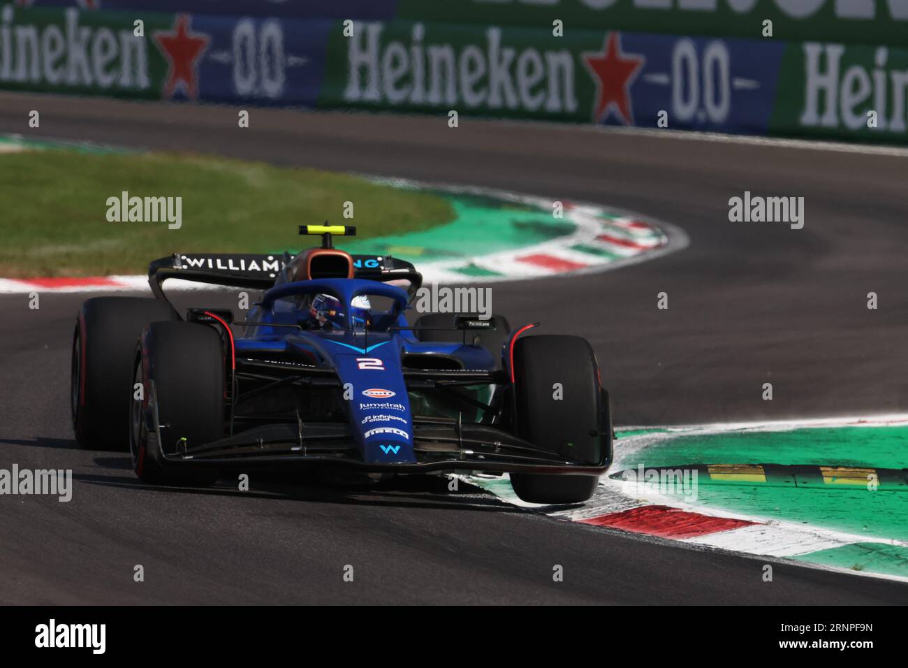 Monza, Italien. September 2023. MONZA, Italien, 2. September 2023; #2, Logan Sargeant, USA, Team Williams F1 FW45, Mercedes-Motor, Parco di Monza, Autodromo, Formel 1, F1, großer Preis von Italien, GP d'Italie, Motorsport, Formel1, Honorarpflichtiges Foto, gebührenpflichtiges Bild, Copyright © Gabriele MOLETI/ATP Images (MOLETI Gabriele/ATP/SPP) Credit: SPP Sport Press Photo. Alamy Live News Stockfoto