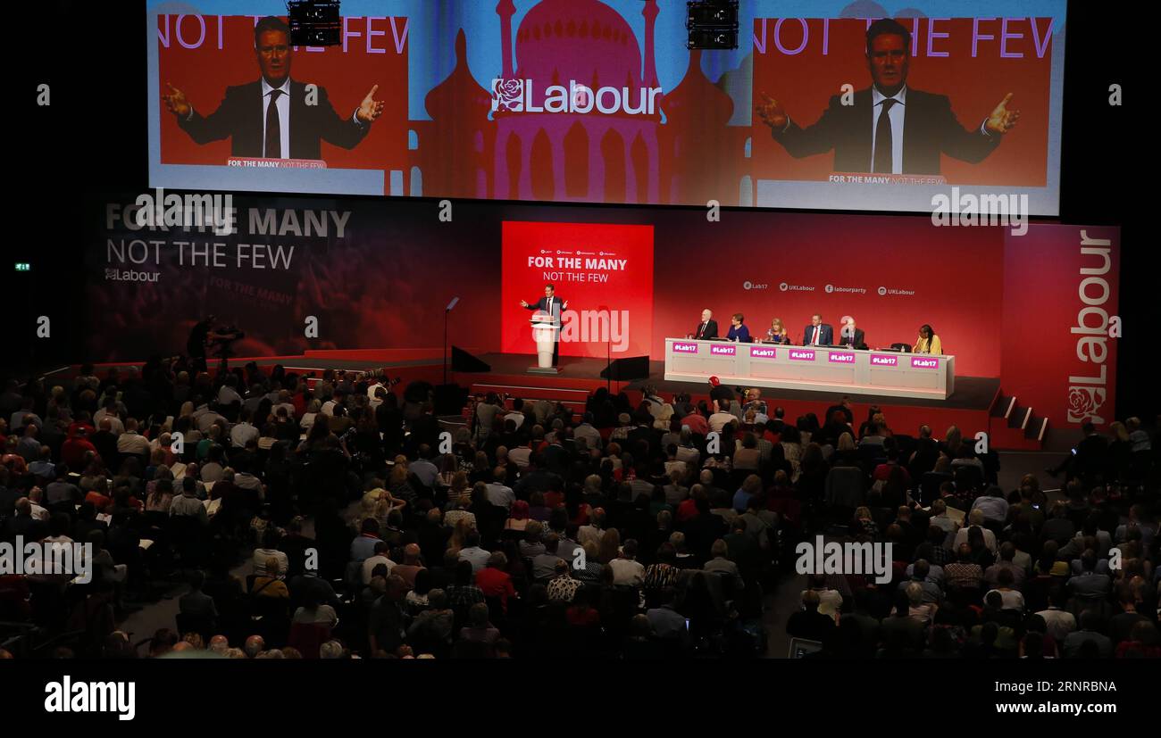 (170925) -- BRIGHTON, 25. September 2017 -- Keir Starmer, der Schattensekretär des Brexit der Labour Party, hält am zweiten Tag der Labour Party Conference in Brighton, Großbritannien, am 25. September 2017 seine Grundsatzrede. )(zf) BRITANNIEN-BRIGHTON-LABOUR-PARTY-JAHRESKONFERENZ 2017-TAG 2 HanxYan PUBLICATIONxNOTxINxCHN Stockfoto