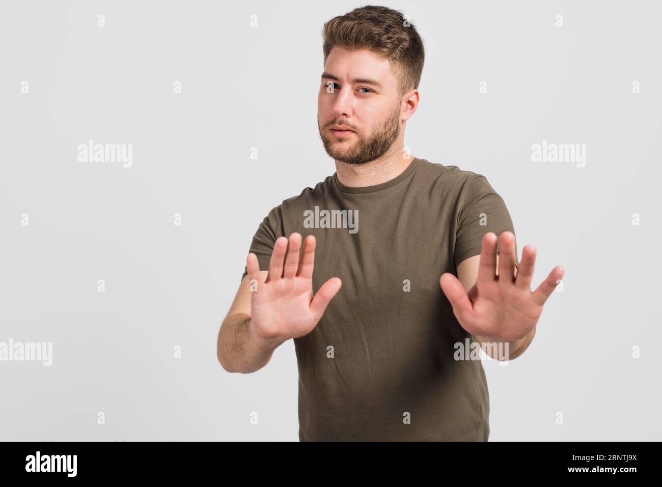 Junge sagt Stopp Stockfoto