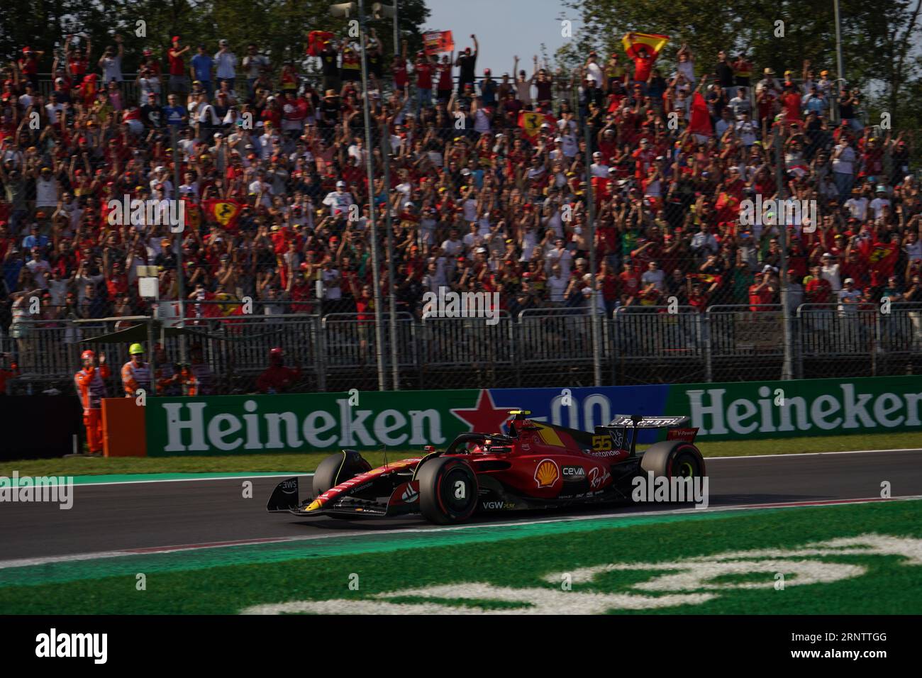 Monza, Italien. September 2023. Charles Leclerc aus Monaco fuhr den Scuderia Ferrari SF-23 Ferrari während der Formel 1 Pirelli GP d'Italia. Quelle: Alessio Morgese/Alessio Morgese/Emage/Alamy Live News Stockfoto