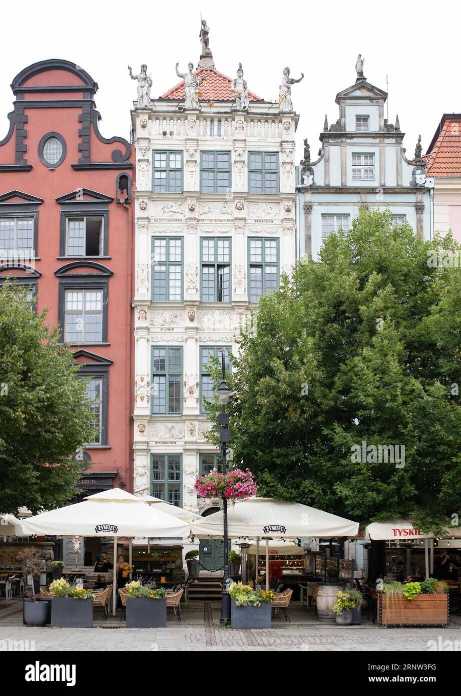 Danzig, Polen - Architektur in der Altstadt. Häuser in der Hauptstraße. Sehenswürdigkeiten Danzig. Stockfoto