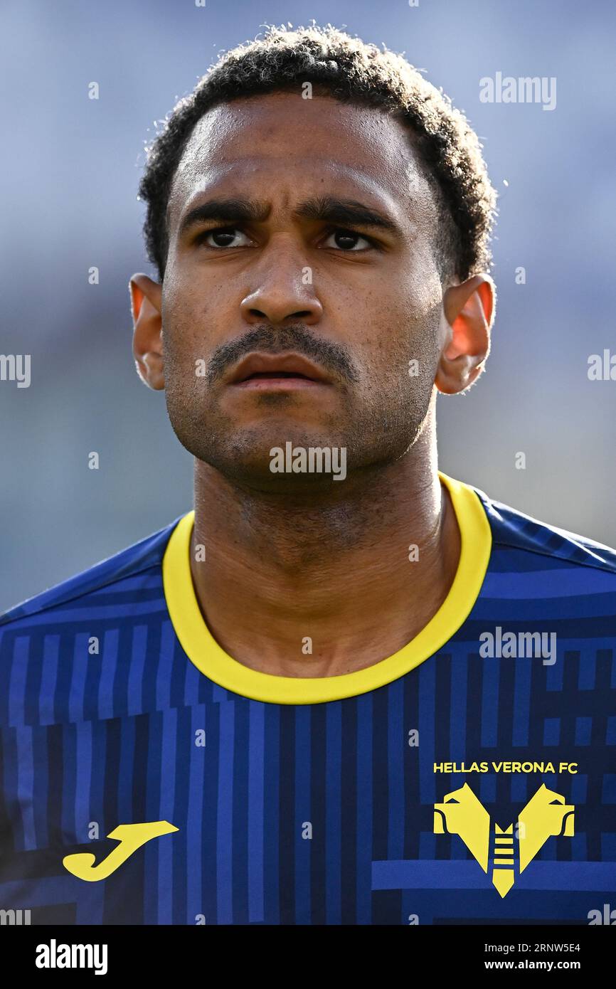 Jordi mboula Fotos und Bildmaterial in hoher Auflösung Alamy