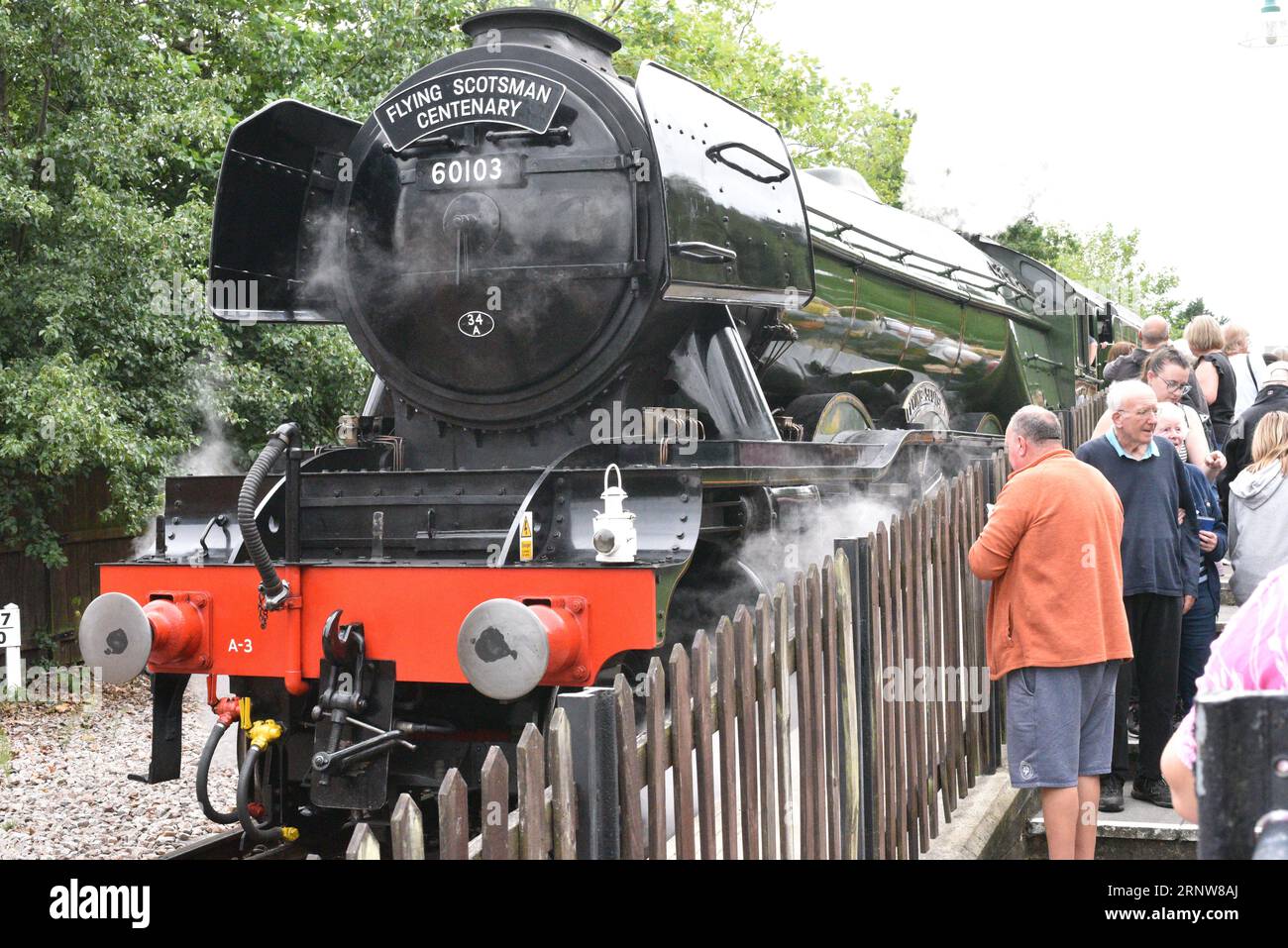 FLYING SCOTSMAN 60103 Dampflokomotive. LNER-Lokomotive der Baureihe A3 „Pacific“ aus dem Jahr 1923. HUNDERTJÄHRIGER Besuch der Bluebell Railway in Sussex. Stockfoto