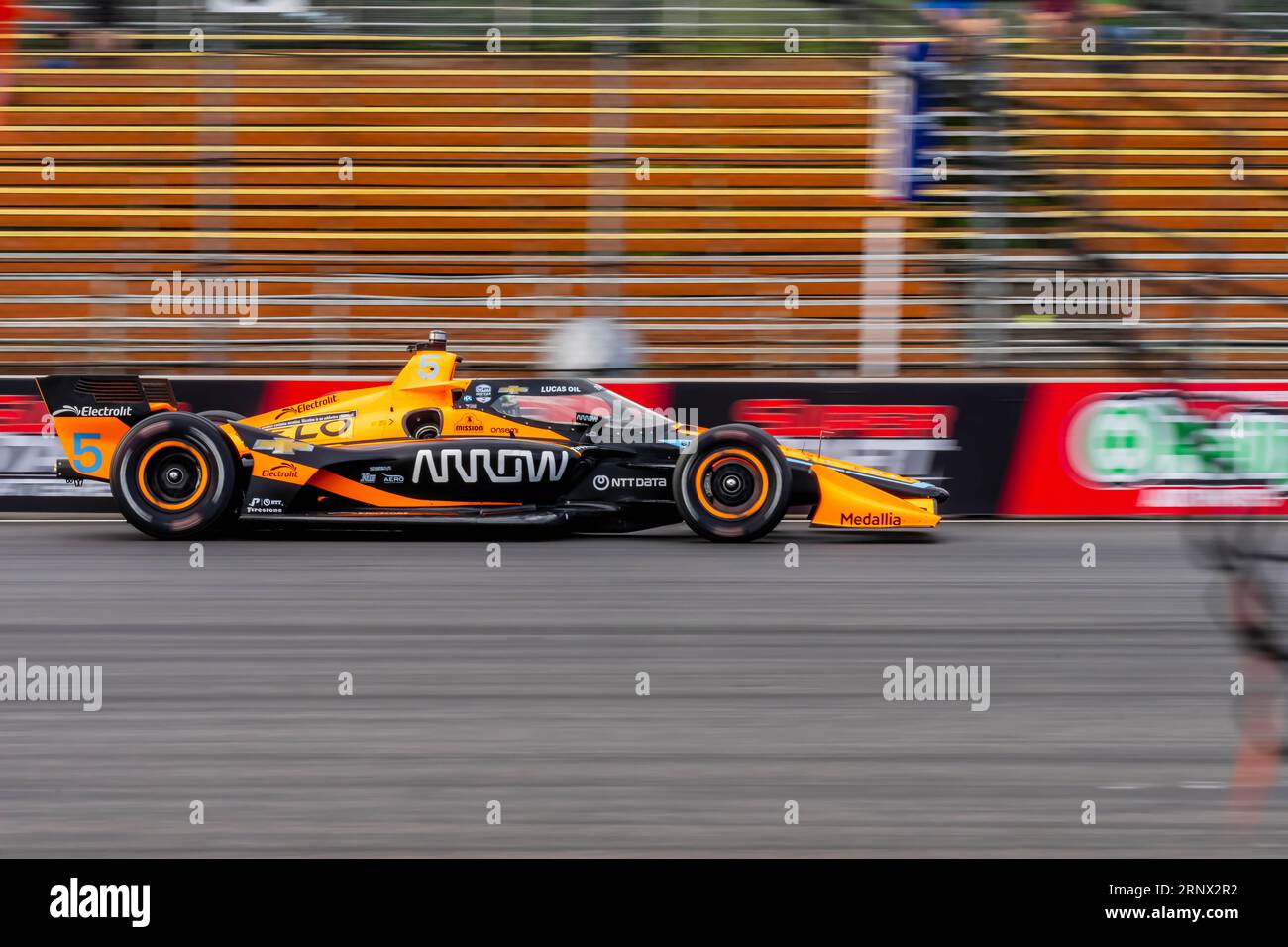 Portland, OR, USA. September 2023. Der INDYCAR-Fahrer PATO OWARD (5) aus Monterey, Mexiko, reist während einer Trainingseinheit für den Grand Prix von Portland Bitnile.com auf dem Portland International Raceway in Portland, OR, durch die Kurven. (Bild: © Walter G Arce SR Grindstone Medi/ASP) NUR REDAKTIONELLE VERWENDUNG! Nicht für kommerzielle ZWECKE! Stockfoto