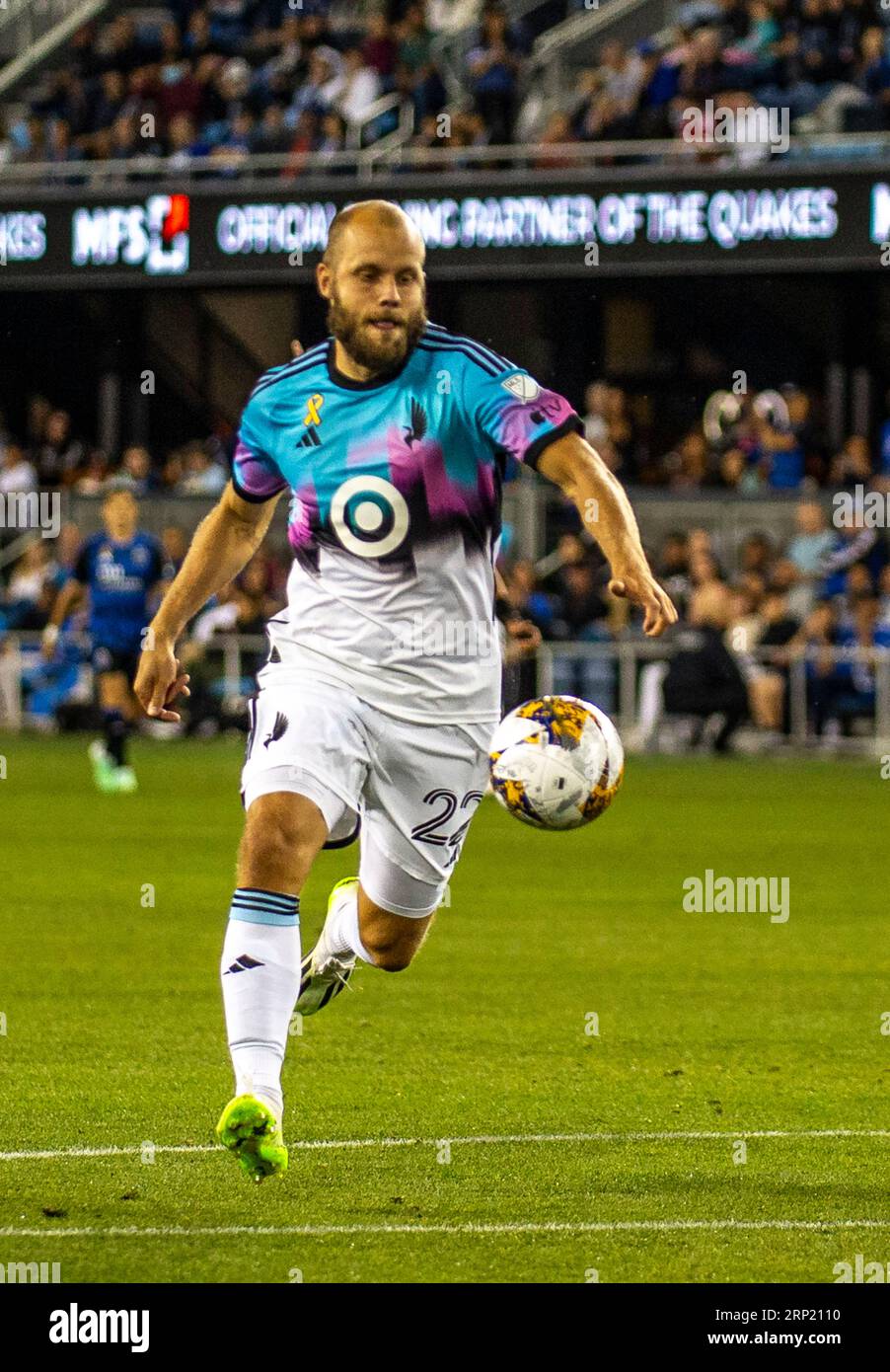 2. September 2023 San Jose, CA USA Minnesota Verteidiger Devin Padelford (22) tritt die erste Punktzahl des Spiels während des MLS-Spiels zwischen Minnesota United FC und den San Jose Earthquakes im PayPal Park San Jose Calif Thurman James/CSM Stockfoto