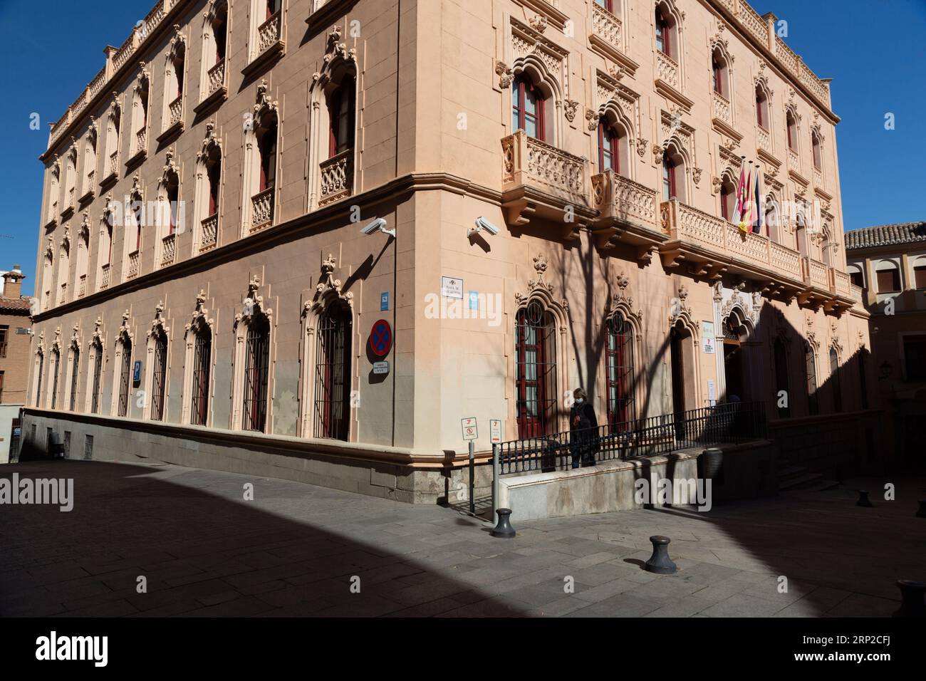 Toledo, Spanien-FEB 17, 2022: Außenansicht des Antiguo Hotel Castilla in Toledo, Spanien. Stockfoto