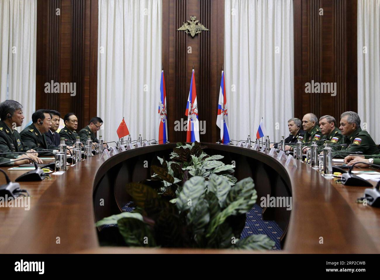 Cumshots porno kompilyatsiya