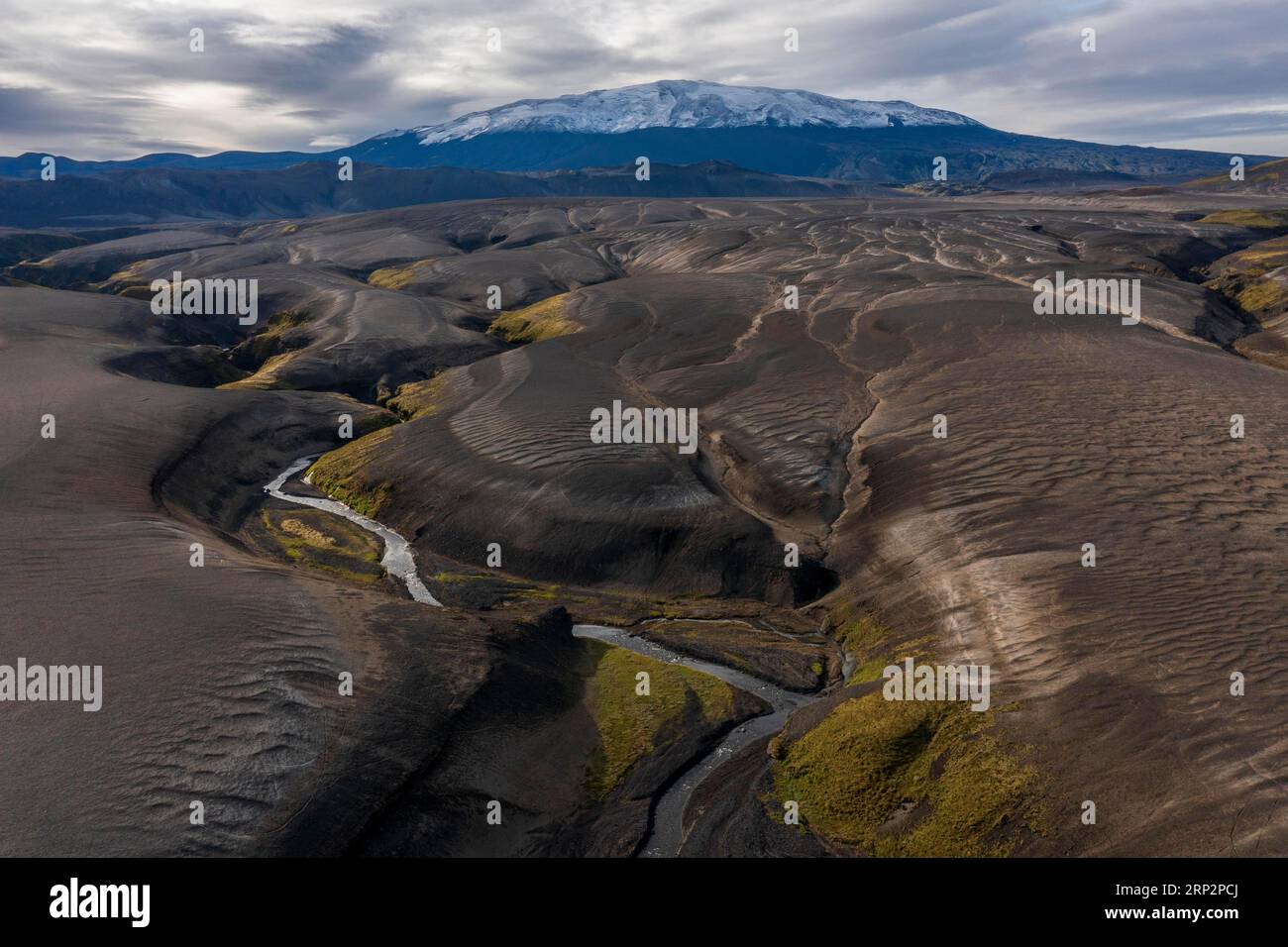 Landschaft rund um den schneebedeckten Vulkan Hekla, Südisland, Island Stockfoto