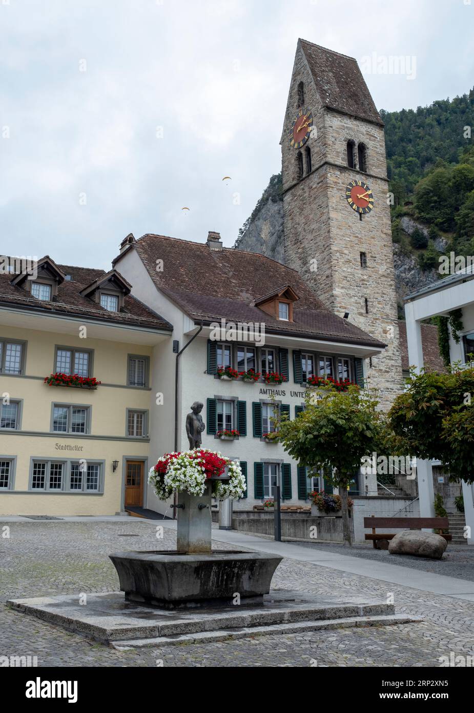 Stadtplatz, Altstadt von Unterseen, Interlaken, Kanton Bern, Schweiz. Stockfoto