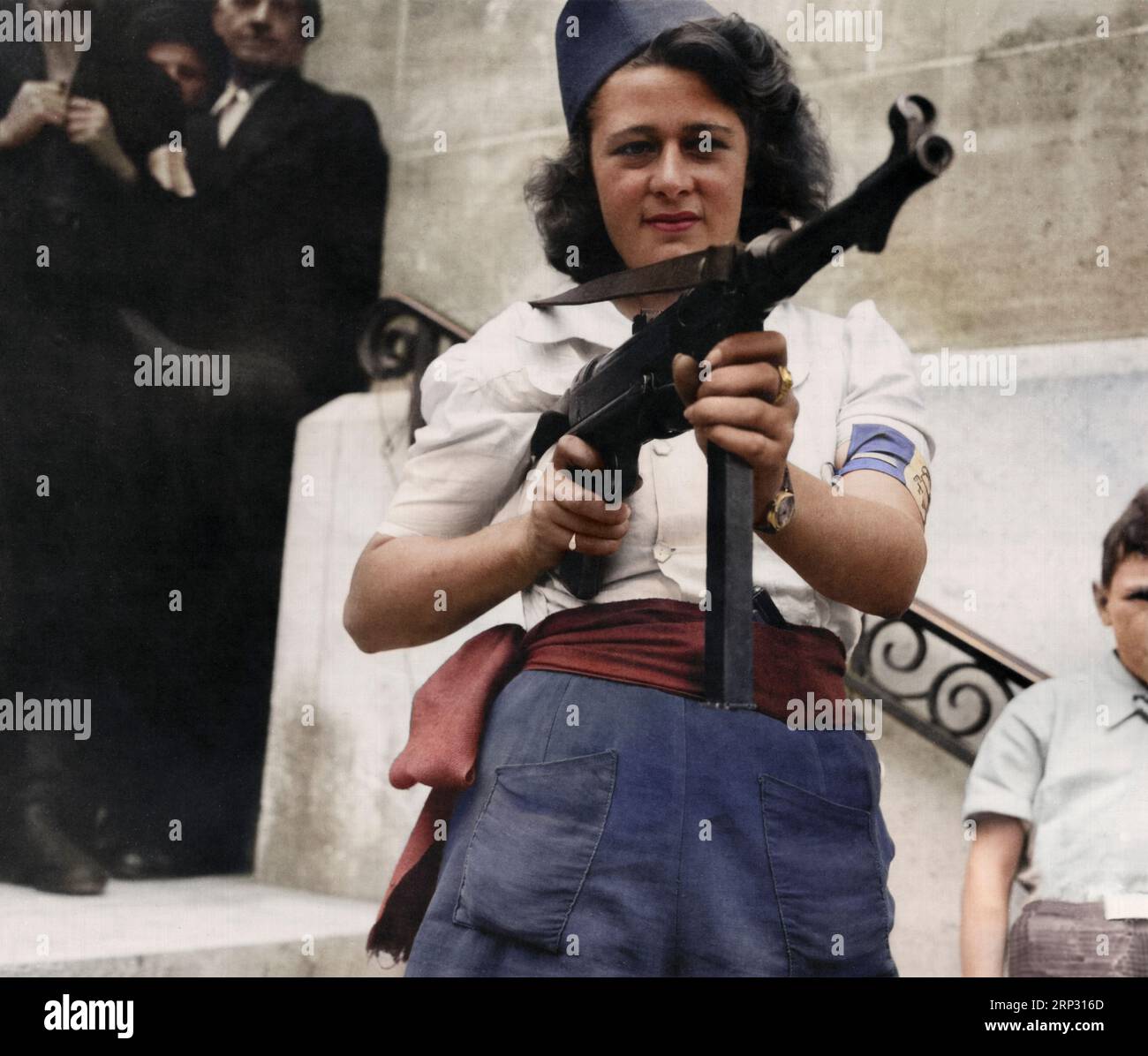 Simone Segouin, auch bekannt unter ihrem Namen Guerre Nicole Minet. Nicole, eine französische Partisanin, die 25 Nazis in der Gegend von Chartres gefangen nahm, zusätzlich zu liq Stockfoto