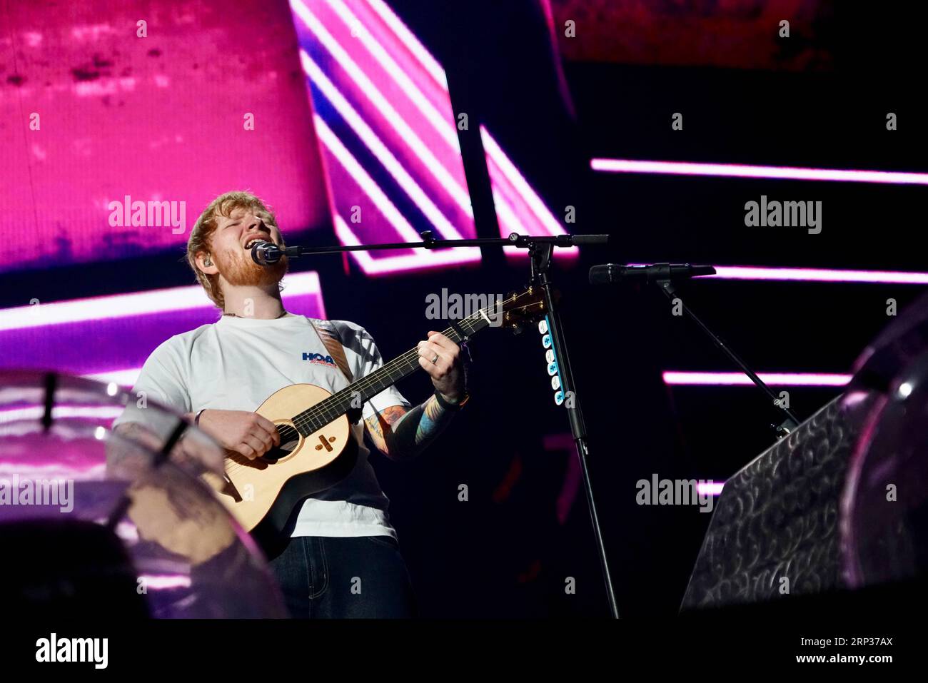 (180923) -- NEW YORK, 23. September 2018 -- der britische Popstar Ed Sheeran tritt am 22. September 2018 im MetLife Stadium in New Jersey auf. Ed Sheeran ist von August bis November auf seiner North American Stadium Tour. (dtf) U.S.-NEW YORK-ED SHEERAN-NORTH AMERICAN TOUR LinxBilin PUBLICATIONxNOTxINxCHN Stockfoto