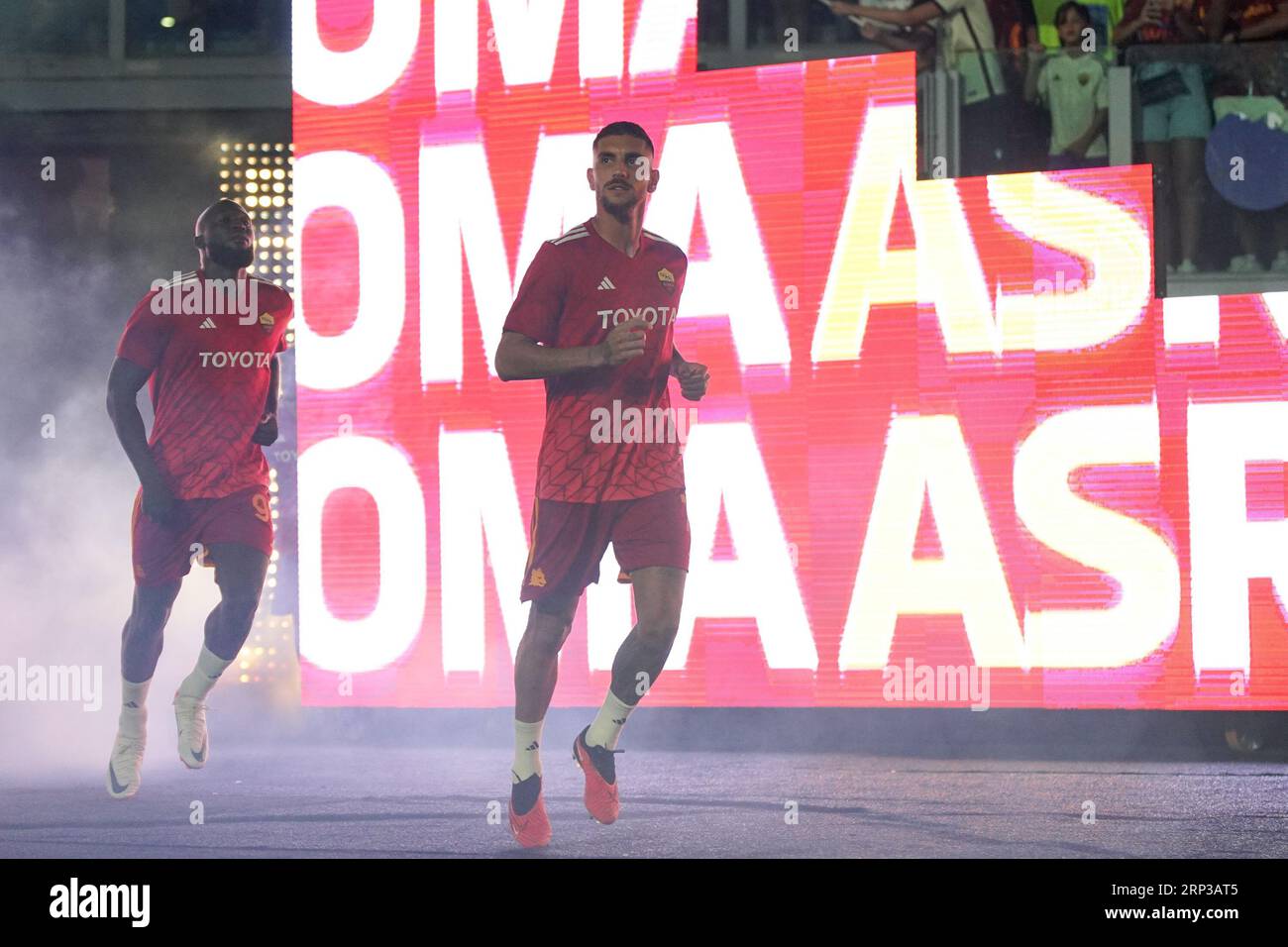 Rom, Italien. September 2023. Lorenzo Pellegrini von AS Roma während des Serie A Tim Spiels zwischen AS Roma und AC Mailand im Stadio Olimpico am 1. September 2023 in Rom, Italien. Quelle: Giuseppe Maffia/Alamy Live News Stockfoto