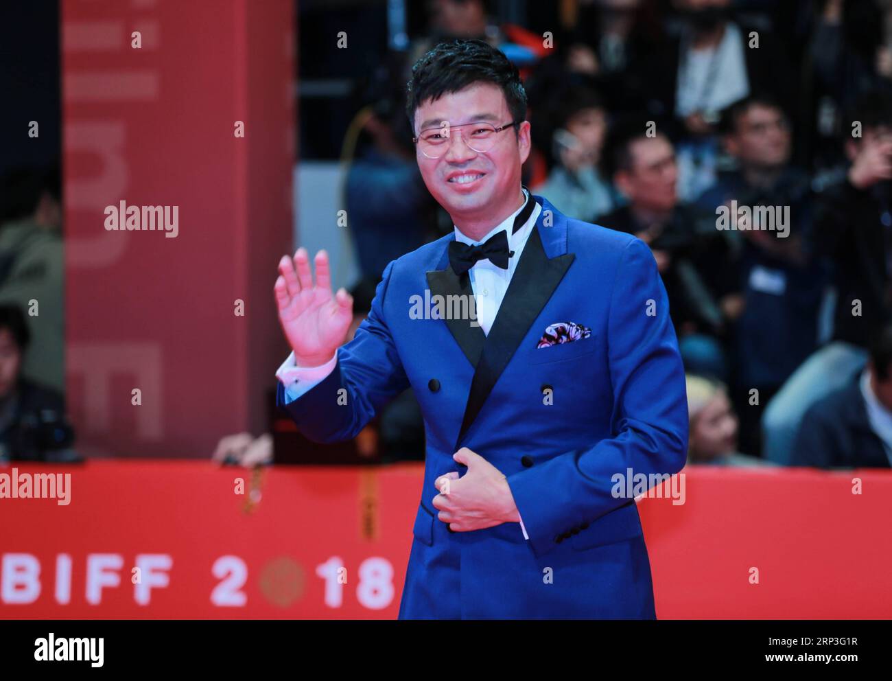 (181004) -- BUSAN, 4. Oktober 2018 -- Schauspieler Wang Xun kommt zur Eröffnungszeremonie des 23. Busan International Film Festival in Busan, Südkorea, am 4. Oktober 2018. ) (Qxy) SÜDKOREA-BUSAN-FILM-FESTIVAL WangxJingqiang PUBLICATIONxNOTxINxCHN Stockfoto