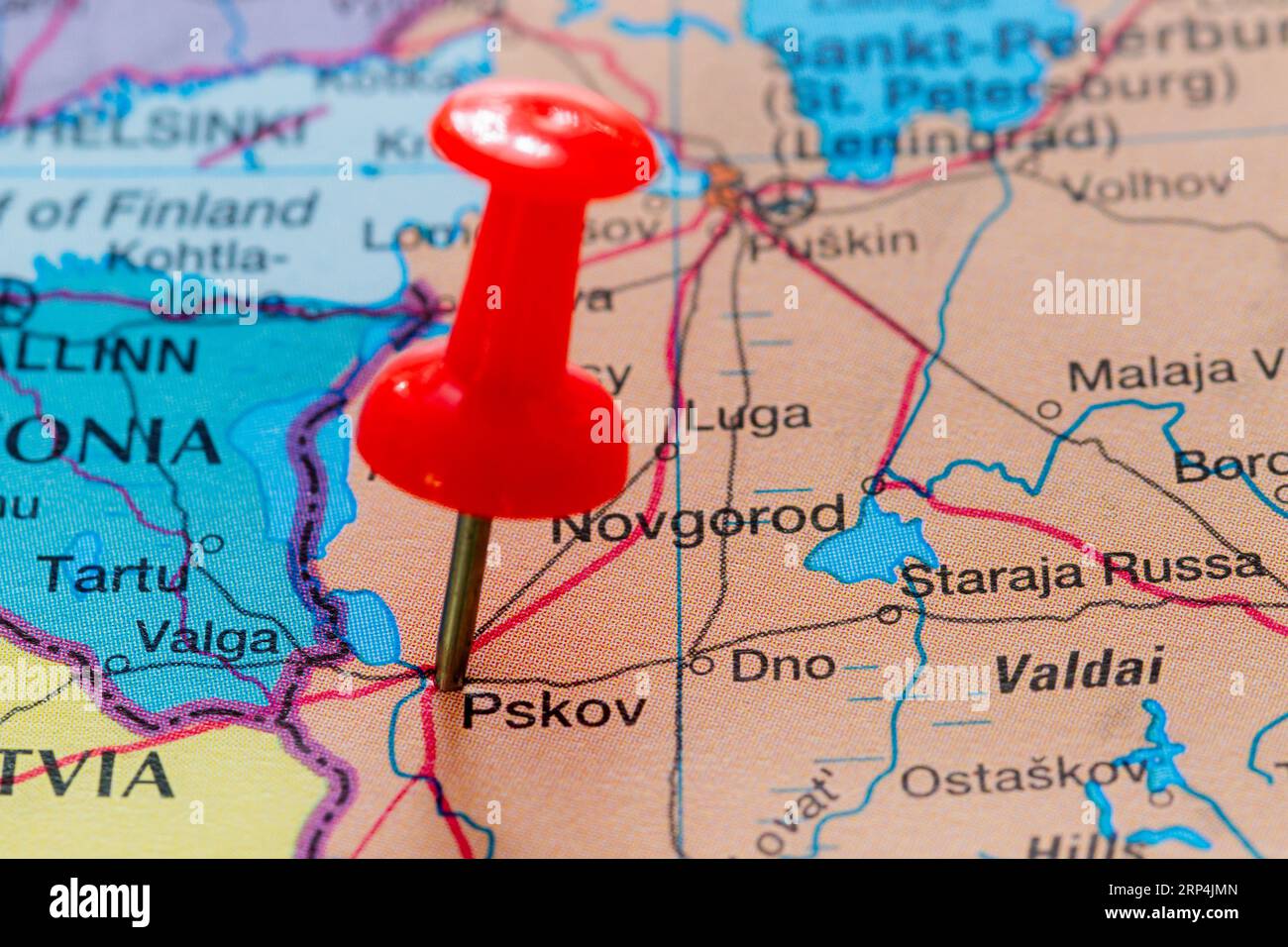 Die Lage von Pskow wurde auf einer Karte von Russland festgehalten Stockfoto