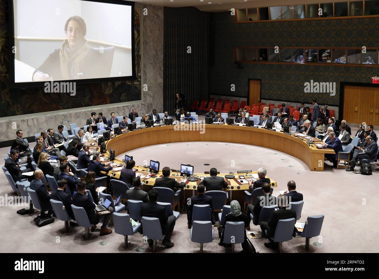 (181117) -- VEREINTEN NATIONEN, 17. November 2018 -- der Sicherheitsrat der Vereinten Nationen hält am 16. November 2018 im Hauptquartier der Vereinten Nationen in New York eine Sitzung zur Lage im Jemen ab. Der UN-Gesandte für den Jemen sagte am Freitag, dass er beabsichtige, die Kriegsparteien des Landes in Schweden wieder einzuberufen. (hy) VN-SICHERHEITSRAT-JEMEN LixMuzi PUBLICATIONxNOTxINxCHN Stockfoto