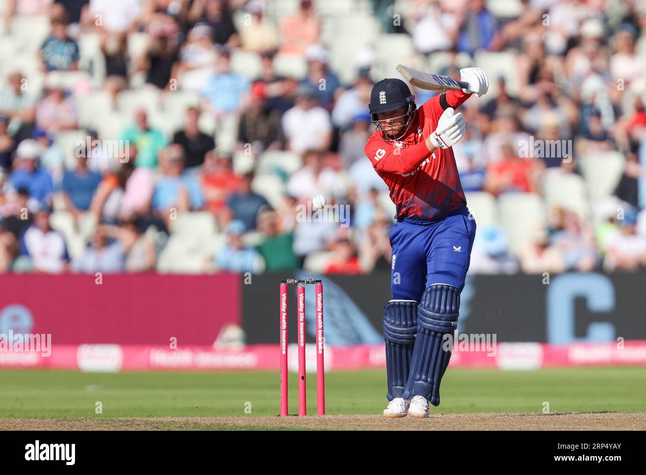 Birmingham, Großbritannien. September 2023. Englands Jonny Bairstow in Aktion mit dem Schläger während des England Men vs New Zealand 3rd Vitality T20 International Match zwischen England und Neuseeland auf dem Edgbaston Cricket Ground, Birmingham, England am 3. September 2023. Foto von Stuart Leggett. Nur redaktionelle Verwendung, Lizenz für kommerzielle Nutzung erforderlich. Keine Verwendung bei Wetten, Spielen oder Veröffentlichungen eines einzelnen Vereins/einer Liga/eines einzelnen Spielers. Credit: UK Sports Pics Ltd/Alamy Live News Stockfoto