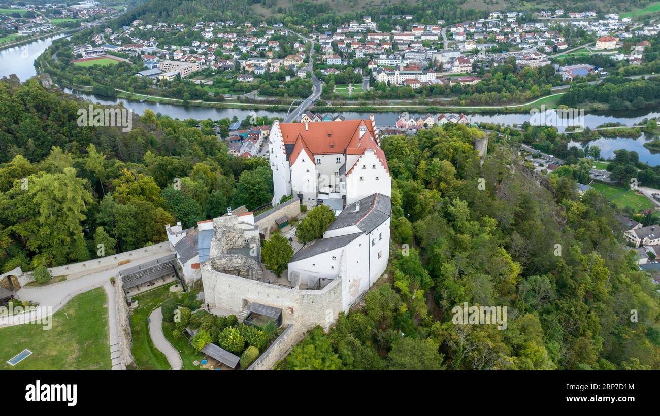 Luftaufnahme, Schloss Rosenburg, Riedenburg, Altmuehltal Niederbayern, Bayern, Deutschland Stockfoto