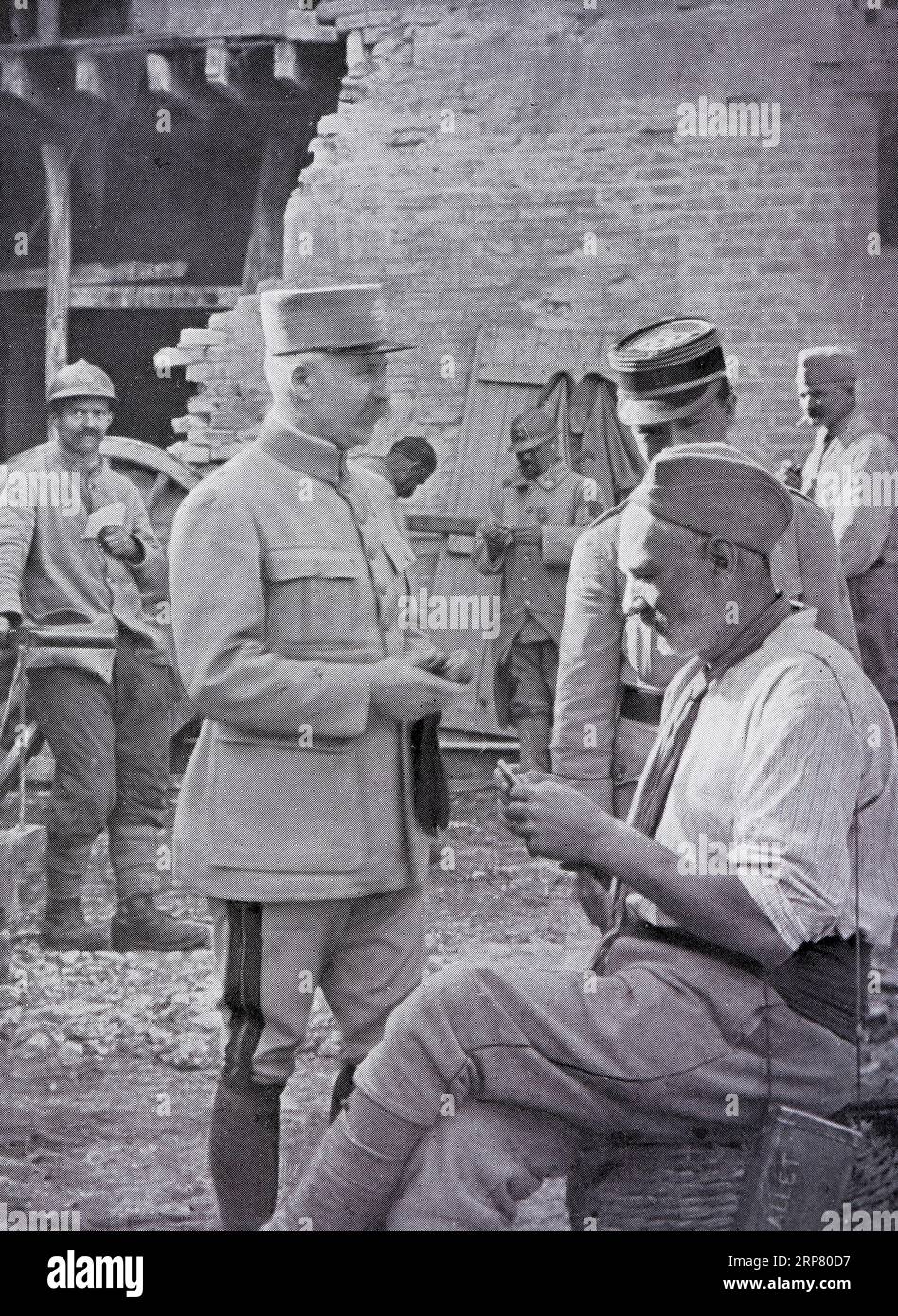 Oberbefehlshaber, der Kantone nach einer Meuterei besucht, 1917, Departement Marne, Region Grand East, Frankreich Stockfoto