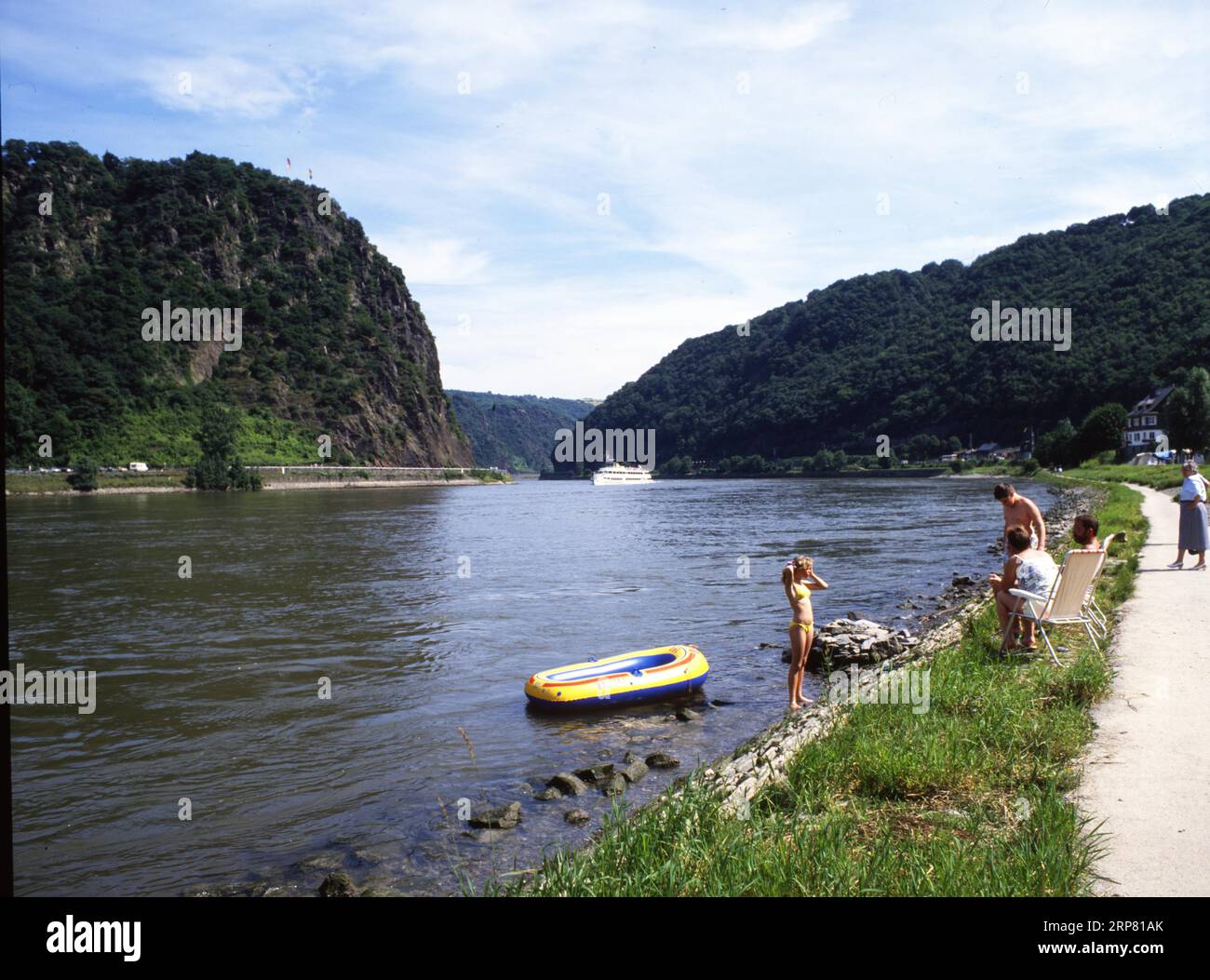 DEU, Deutschland: Die historischen Rutschen aus der Zeit 80-90, Rhein. Schlecht an der Loreley. 80er Jahre Stockfoto