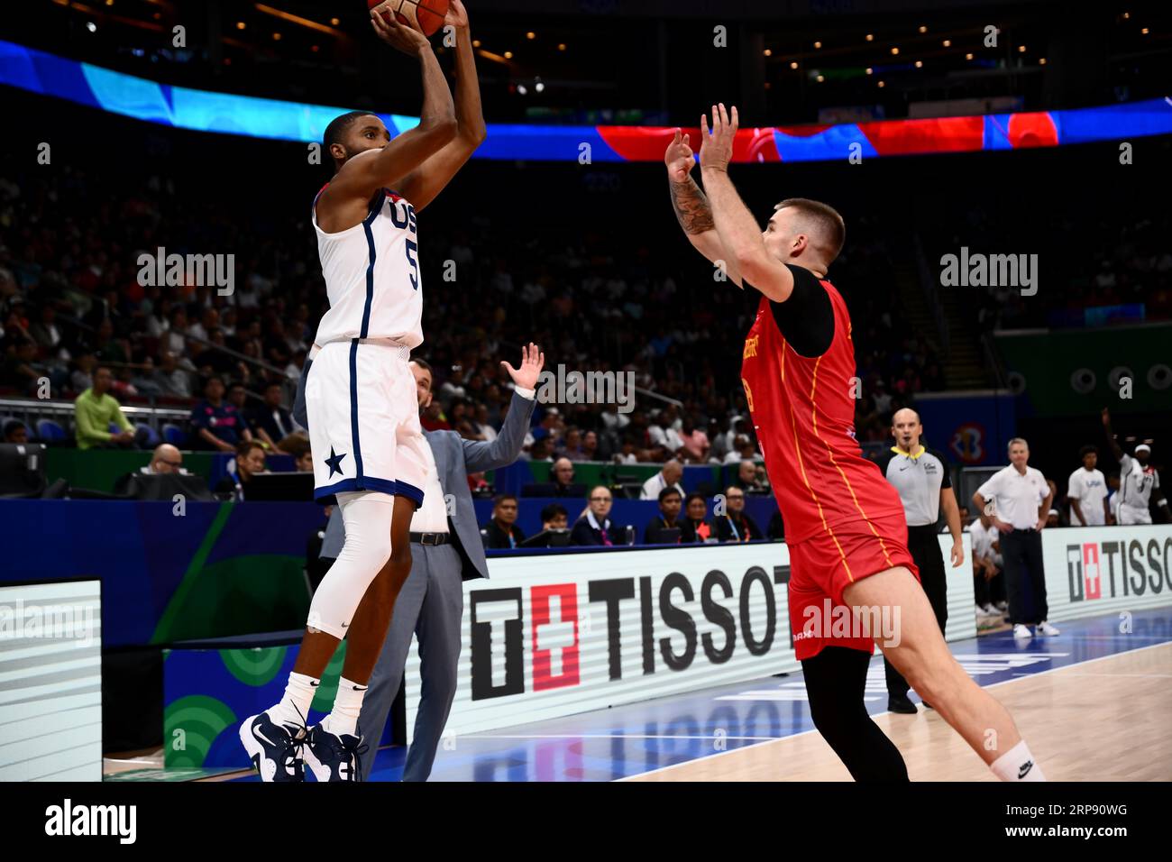 Asia Arena, Manila, Philippinen. September 2023. Mikal Bridges (USA), 1. SEPTEMBER 2023 - Basketball - FIBA World Cup 2023 - zweite Runde - Gruppe J zwischen den USA - Montenegro in der Mall of Asia Arena, Manila, Philippinen. Quelle: SportsPressJP/AFLO/Alamy Live News Stockfoto