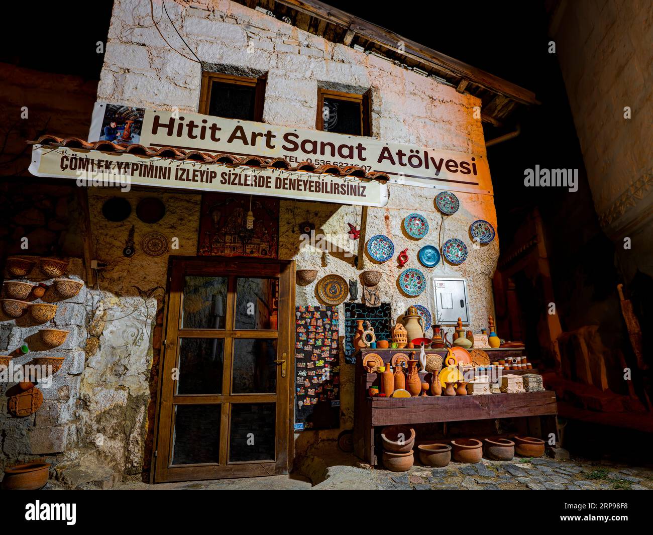 Hitit Art Sanat Atölyesi -- Keramikherstellergeschäft. Avanos, Kappadokien, Türkei Stockfoto