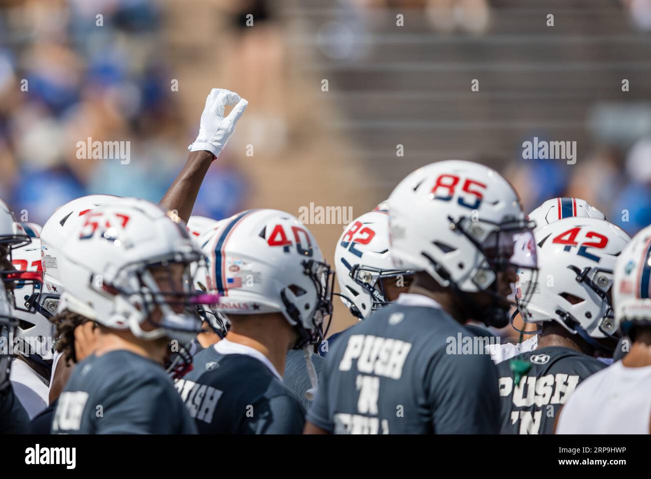 2. September 2023: Robert Morris-Team vor einem regulären NCAA-Fußballspiel zwischen den Robert Morris Colonials und den Air Force Falcons am 2. September 2023 im Falcon Stadium in der United States Air Force Academy, CO MAT Gdowski/CSM Stockfoto