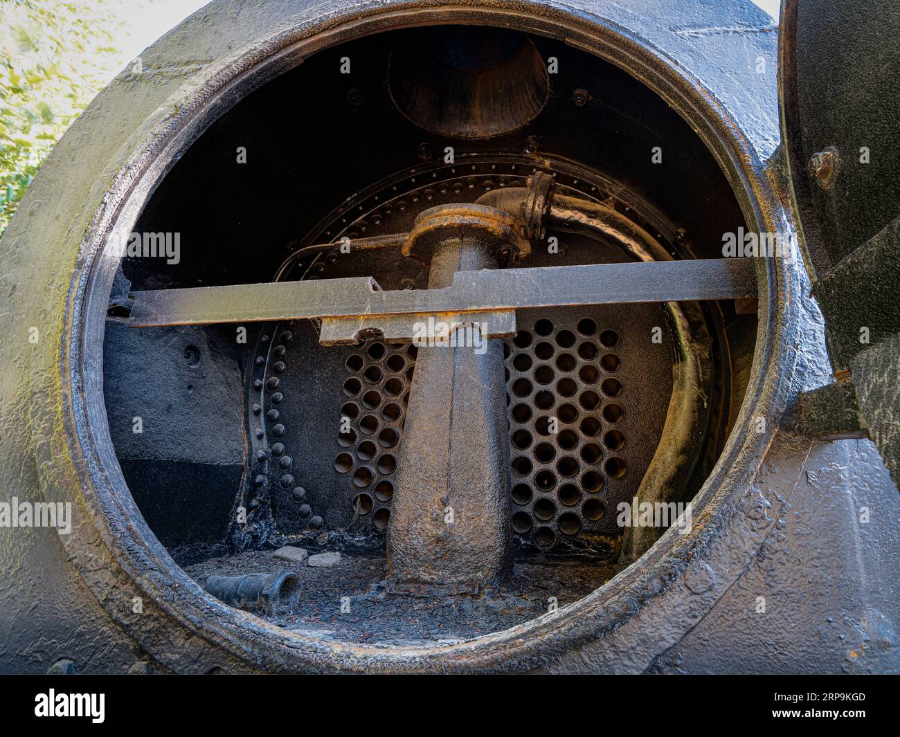 Rauchkastentür der deutschen Dampflokomotive. Camlik Dampflokomotiven Freilichtmuseum. Selcuk, Türkei Stockfoto