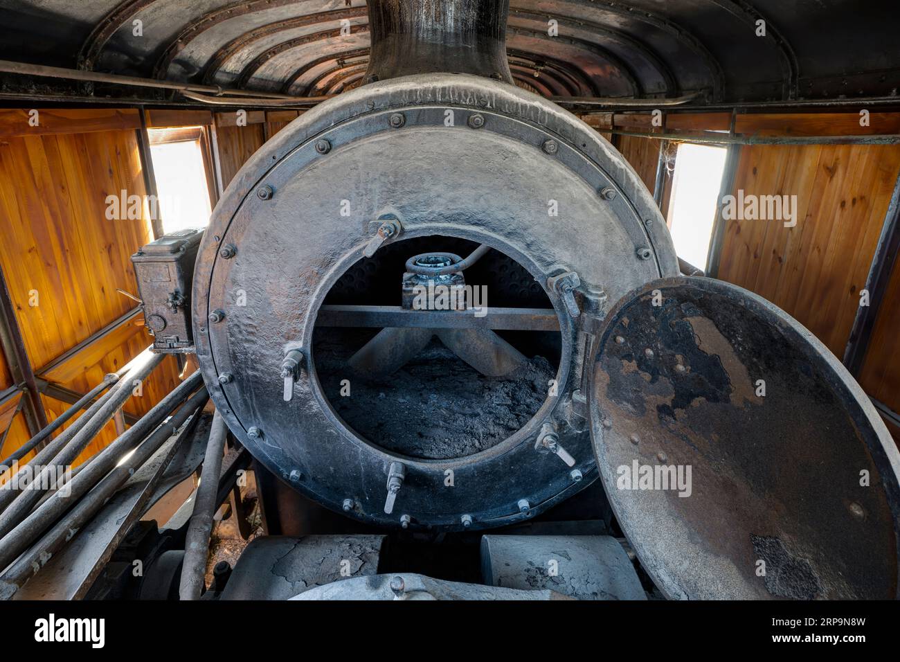 Deutsche Dampflokomotive (Henschel Nr. 4) verkleidet als Eisenbahnwagen. 1912. Freilichtmuseum Für Dampflokomotiven Von Camlik. Selcuk, Türkei Stockfoto