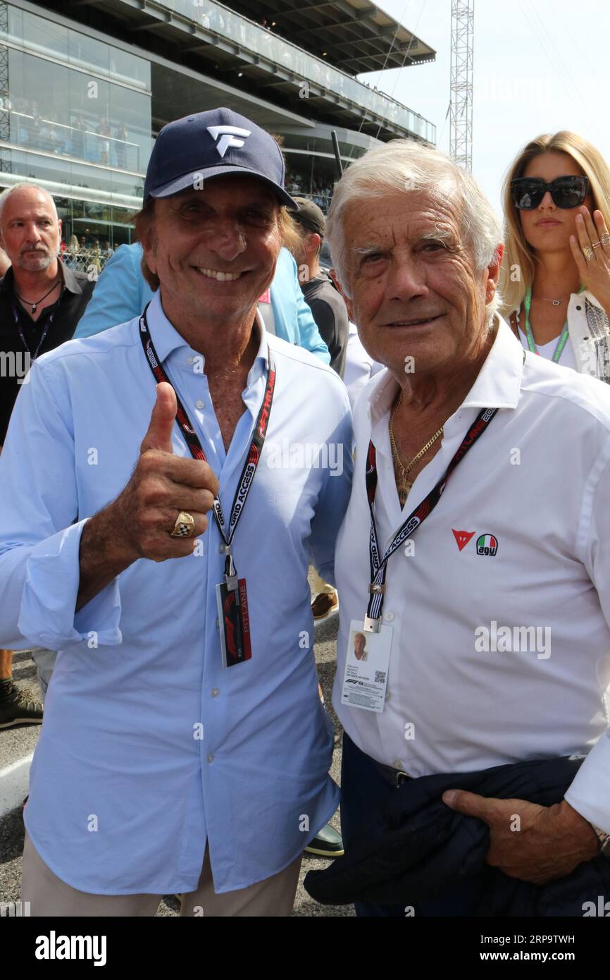 MONZA, Italien, 3. 2023. September: Emerson Fittipaldi, brasilianischer Automobilrennfahrer, der zweimal mit Giacomo Agostini die Formel-1-Weltmeisterschaft und die Indianapolis 500 gewann, ist ein ehemaliger italienischer Grand-Prix-Motorradrennfahrer. Vor seinem Spitznamen sammelte er 122 Grand Prix-Siege und 15 Weltmeistertitel. Parco di Monza, Autodromo, Formel 1, F1, Grand Prix von Italien, großer Preis von Italien, GP d'Italie, Motorsport, Race, Formel1, Honorarpflichtiges Foto, gebührenpflichtiges Bild, Copyright © Arthur THILL/ATP Images (THILL Arthur/ATP/SPP) Stockfoto