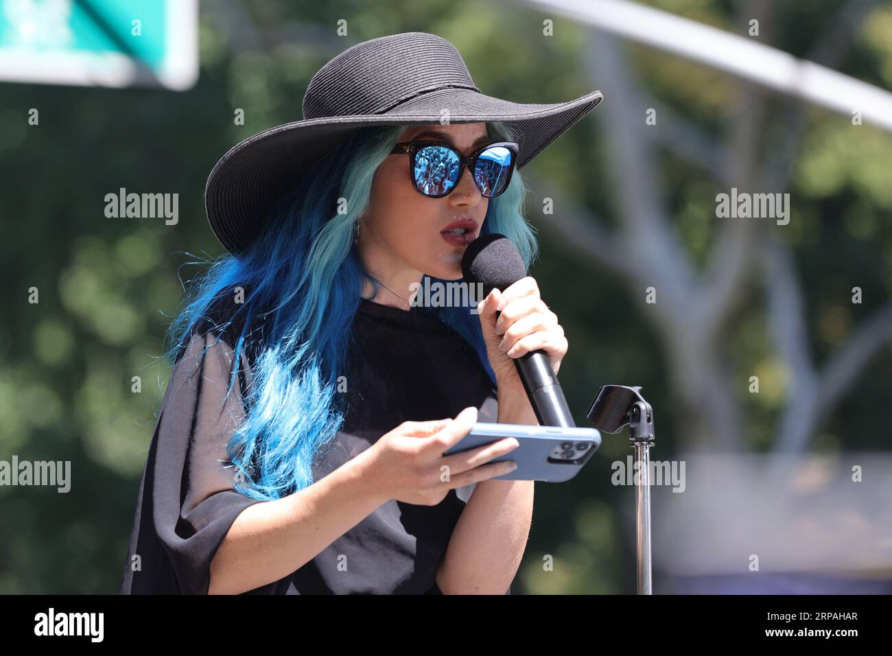 NY, USA. September 2023. The Flatiron Building, New York, USA, 3. September 2023 - Alissa White-Gluz spricht heute auf der Animal Rights im März 2023 in New York City. Foto: Luiz Rampelotto/EuropaNewswire (Bildnachweis: © Luiz Rampelotto/ZUMA Press Wire) NUR REDAKTIONELLE VERWENDUNG! Nicht für kommerzielle ZWECKE! Stockfoto