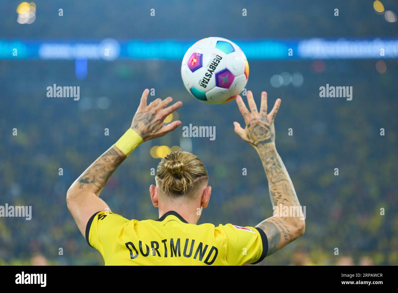 Marius Wolf, BVB 17 im Spiel BORUSSIA DORMUND - 1. FC HEIDENHEIM 2-2 am 1. September 2023 in Dortmund. Staffel 2023/2024, 1.Bundesliga, BVB, Spieltag 3, 3.Spieltag © Peter Schatz / Alamy Live News - DFL-VORSCHRIFTEN VERBIETEN DIE VERWENDUNG VON FOTOS als BILDSEQUENZEN und/oder QUASI-VIDEO - Stockfoto