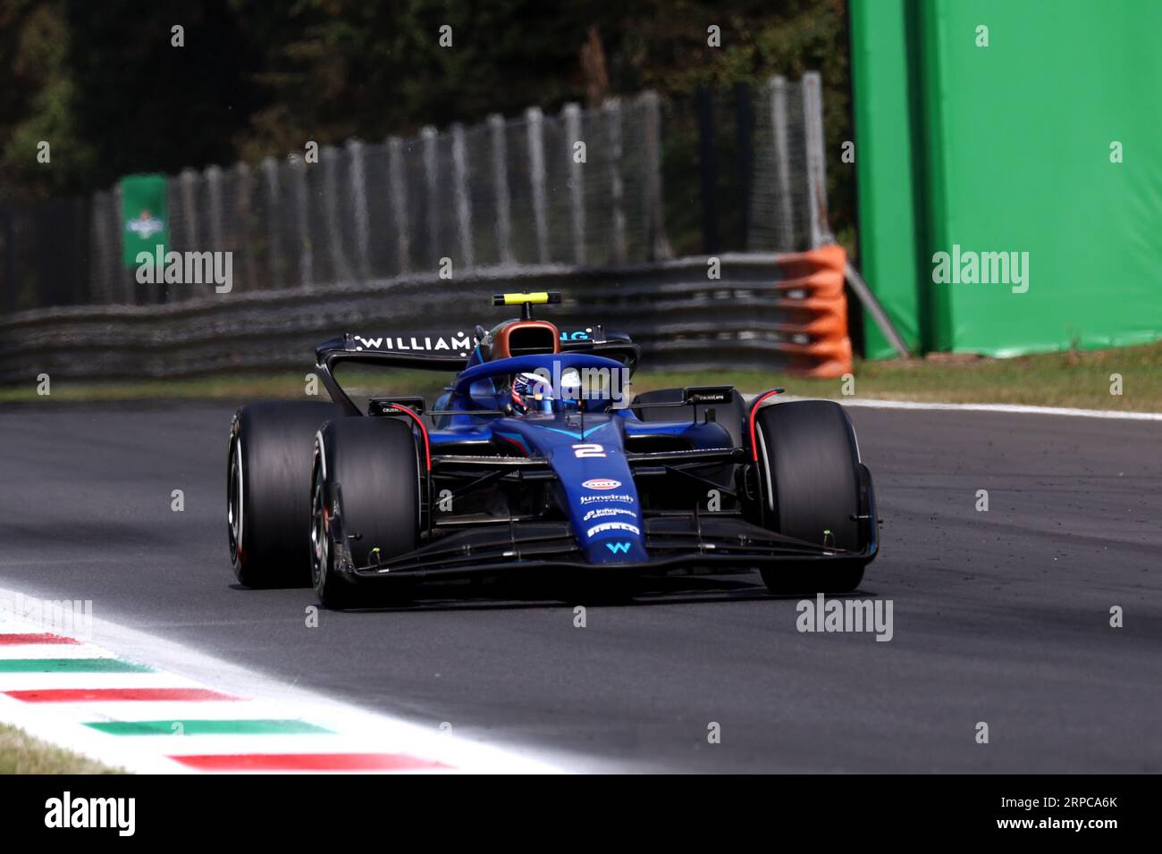 Monza, Italien. September 2023. Logan Sargeant von Williams Racing auf der Rennstrecke während des F1 Grand Prix von Italien im Autodromo Nazionale am 3. September 2023 in Monza, Italien. Dank: Marco Canoniero/Alamy Live News Stockfoto
