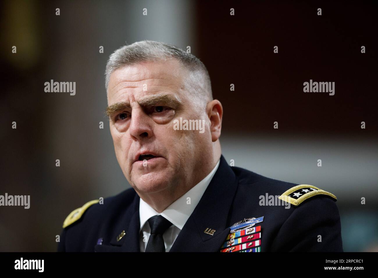 (190711) -- WASHINGTON, 11. Juli 2019 (Xinhua) -- General Mark Milley bekundet vor dem Ausschuss für das Waffenministerium des Senats am 11. Juli 2019 seine Ernennung zum Vorsitzenden der Joint Chiefs of Staff auf dem Capitol Hill in Washington D.C., USA. (Xinhua/Ting Shen) U.S.-WASHINGTON D.C.-MILLEY-HEARING PUBLICATIONxNOTxINxCHN Stockfoto