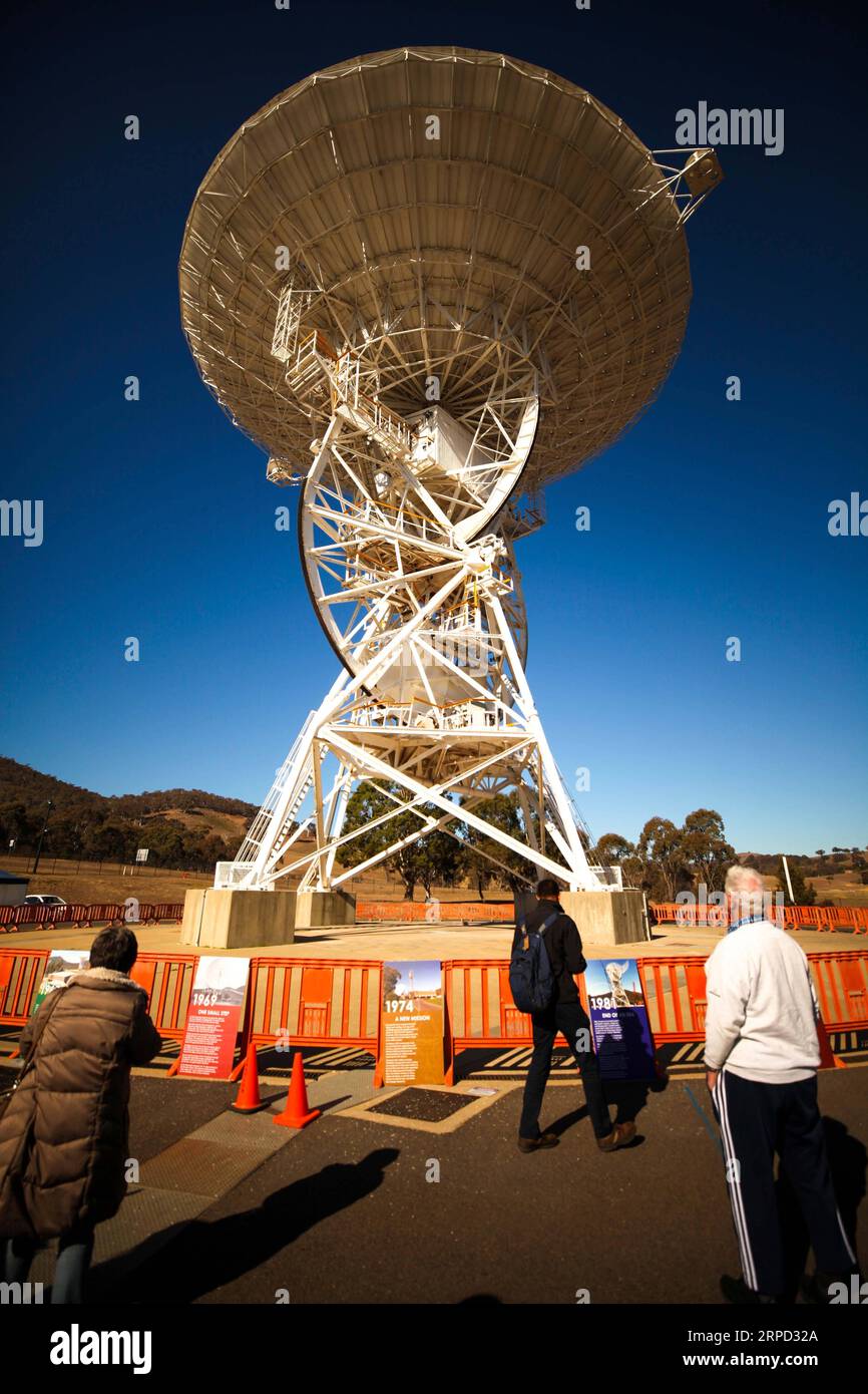 (190720) -- CANBERRA, 20. Juli 2019 (Xinhua) -- Foto zeigt die 26-Meter-Dish, die Videosignale vom Mond im Jahr 1969 auf dem Canberra Deep Space Communication Complex in Canberra, Australien, am 20. Juli 2019 ausstrahlte. Am Samstag jährt sich zum 50. Mal die Mondlandung durch Menschen. Vor fünfzig Jahren, als Apollo 11 zum ersten Mal Menschen auf dem Mond landete, war Honeysuckle Creek eine von drei Hauptstationen, die eine Live-Übertragung des Ereignisses ermöglichten, indem sie das Bild und den Ton von Neil Armstrong empfing und übertraf, als er auf die Oberfläche des Mondes trat. ZUM MITNEHMEN: 50 Jahre später, Apollo Stockfoto